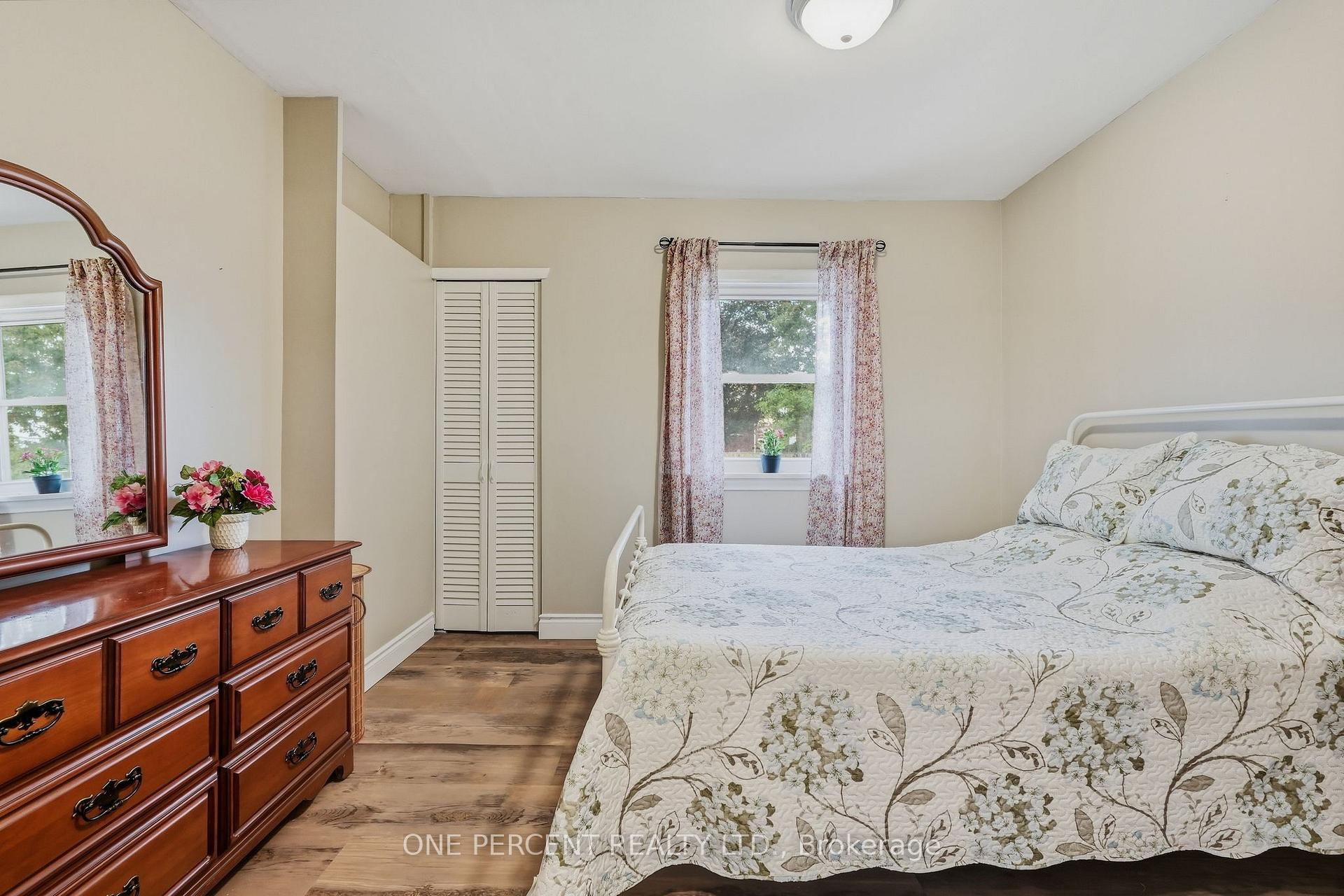 Photo 16 of 137 Terrace Drive, Hamilton, Balfour — HOMEH