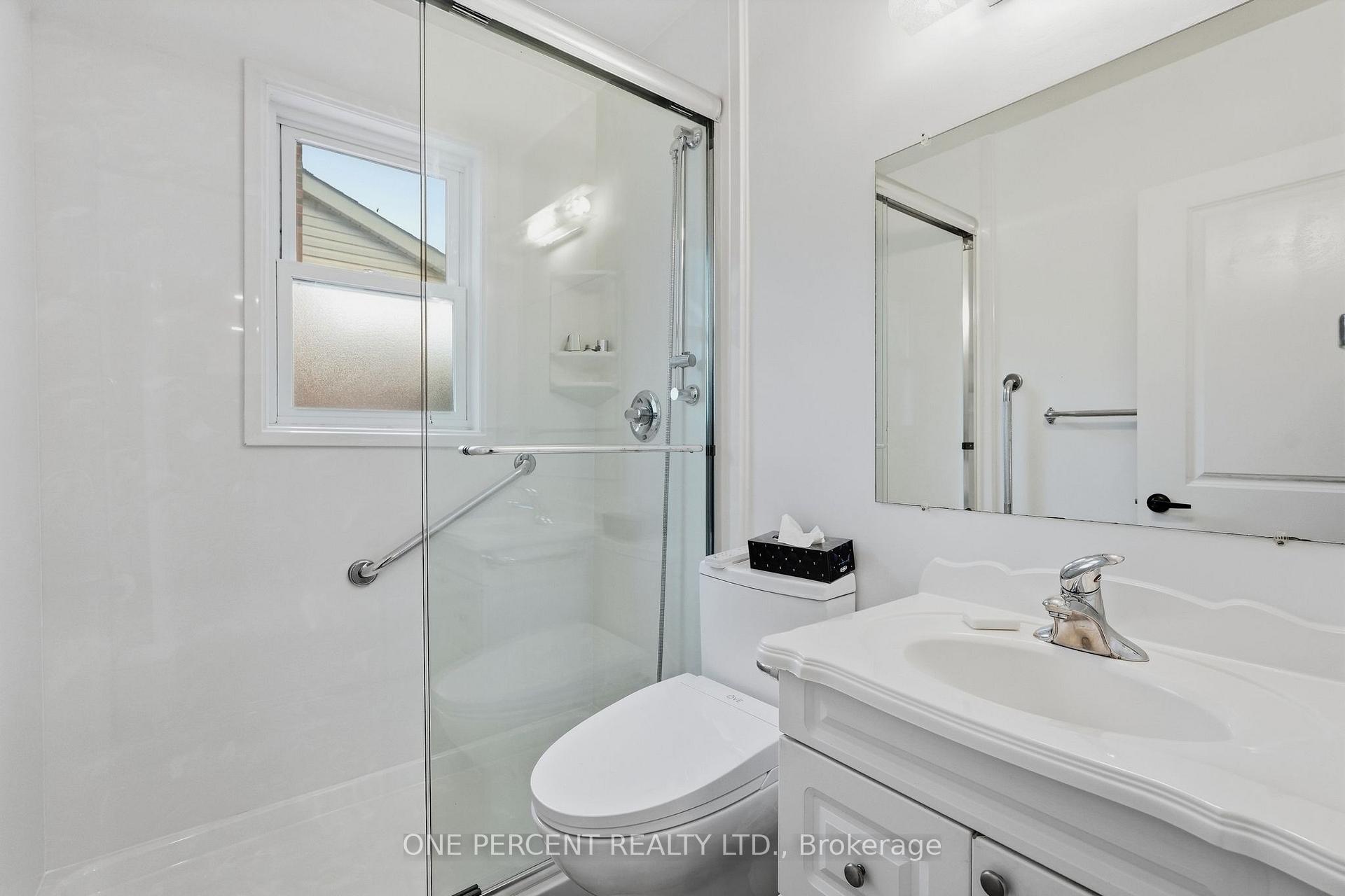 Photo 18 of 137 Terrace Drive, Hamilton, Balfour — HOMEH
