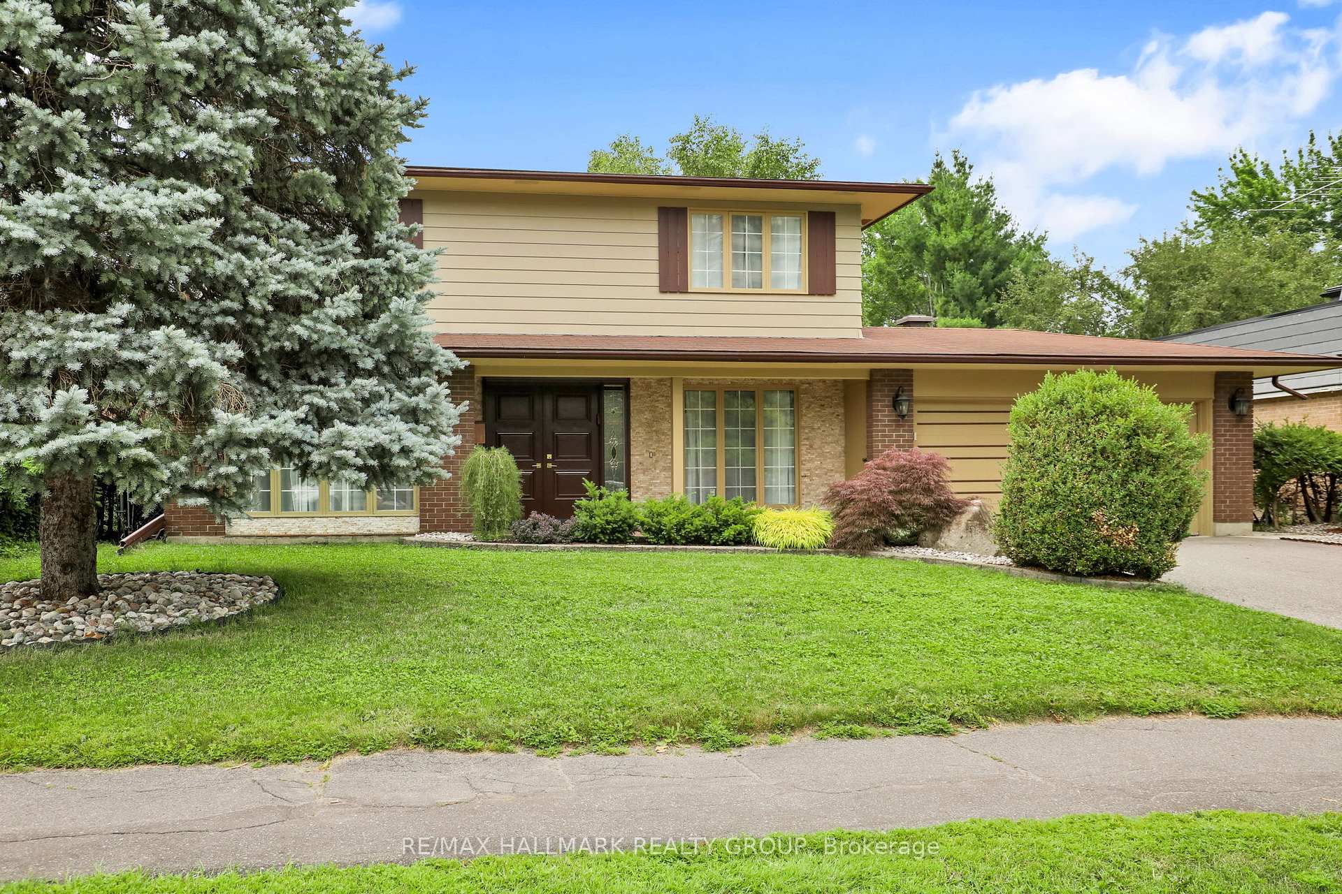 Photo of 1712 Playfair Drive