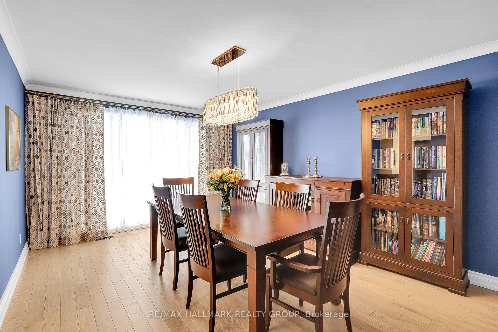 Photo 9 of 1712 Playfair Drive, Ottawa, Playfair Park — HOMEH