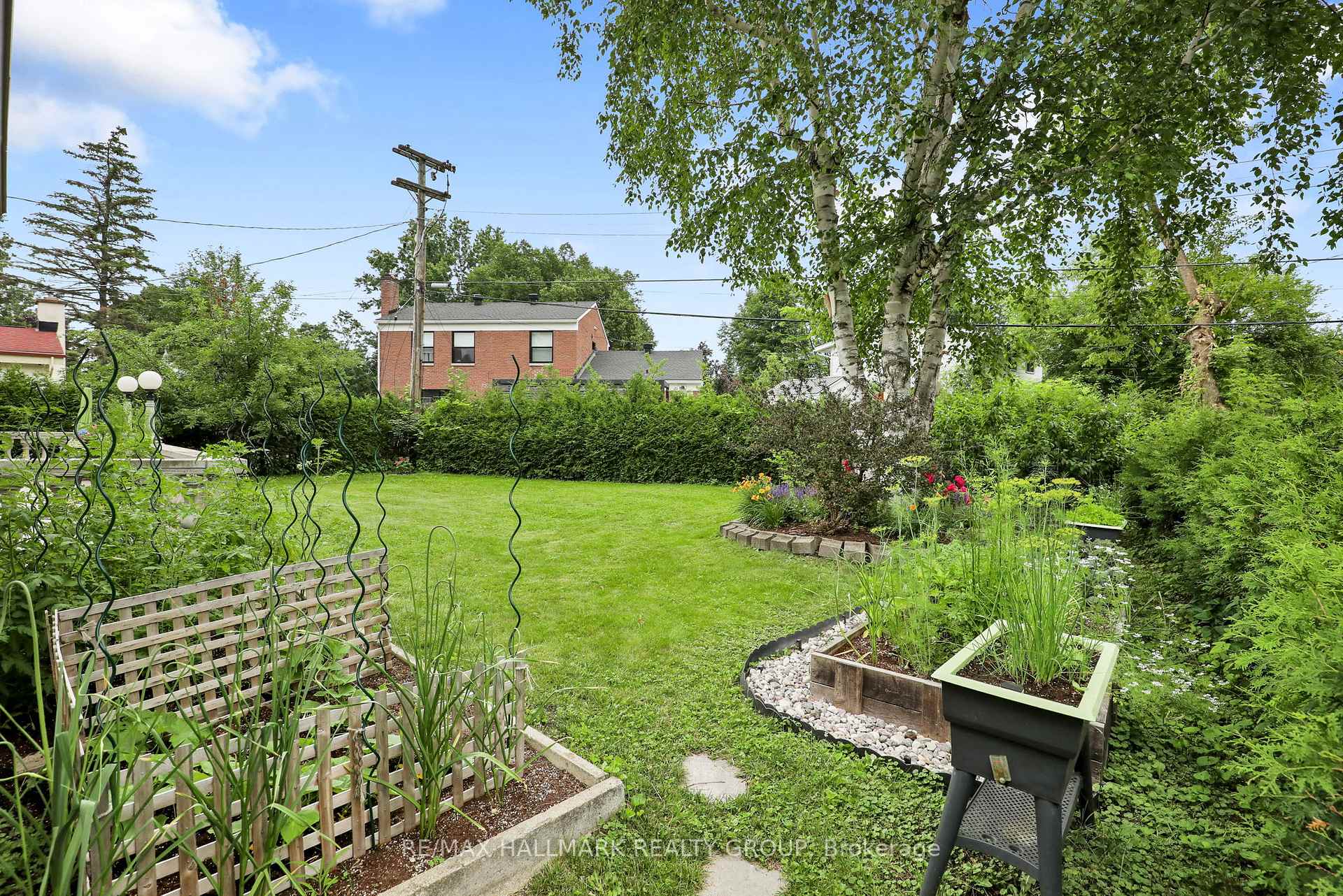 Photo 44 of 1712 Playfair Drive, Ottawa, Playfair Park — HOMEH