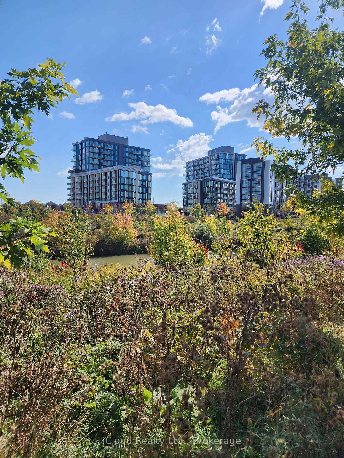 Photo 9 of Unit 407, 3008 Willam Cutmore Boulevard, Oakville, Joshua Meadows — HOMEH
