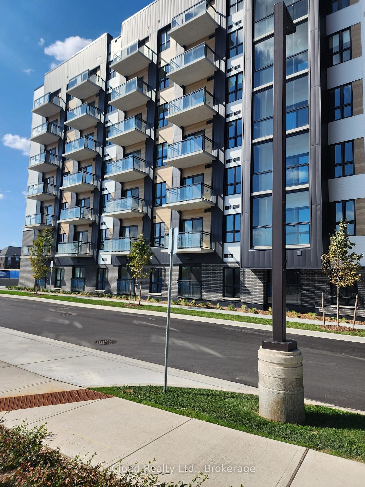 Photo 10 of Unit 407, 3008 Willam Cutmore Boulevard, Oakville, Joshua Meadows — HOMEH