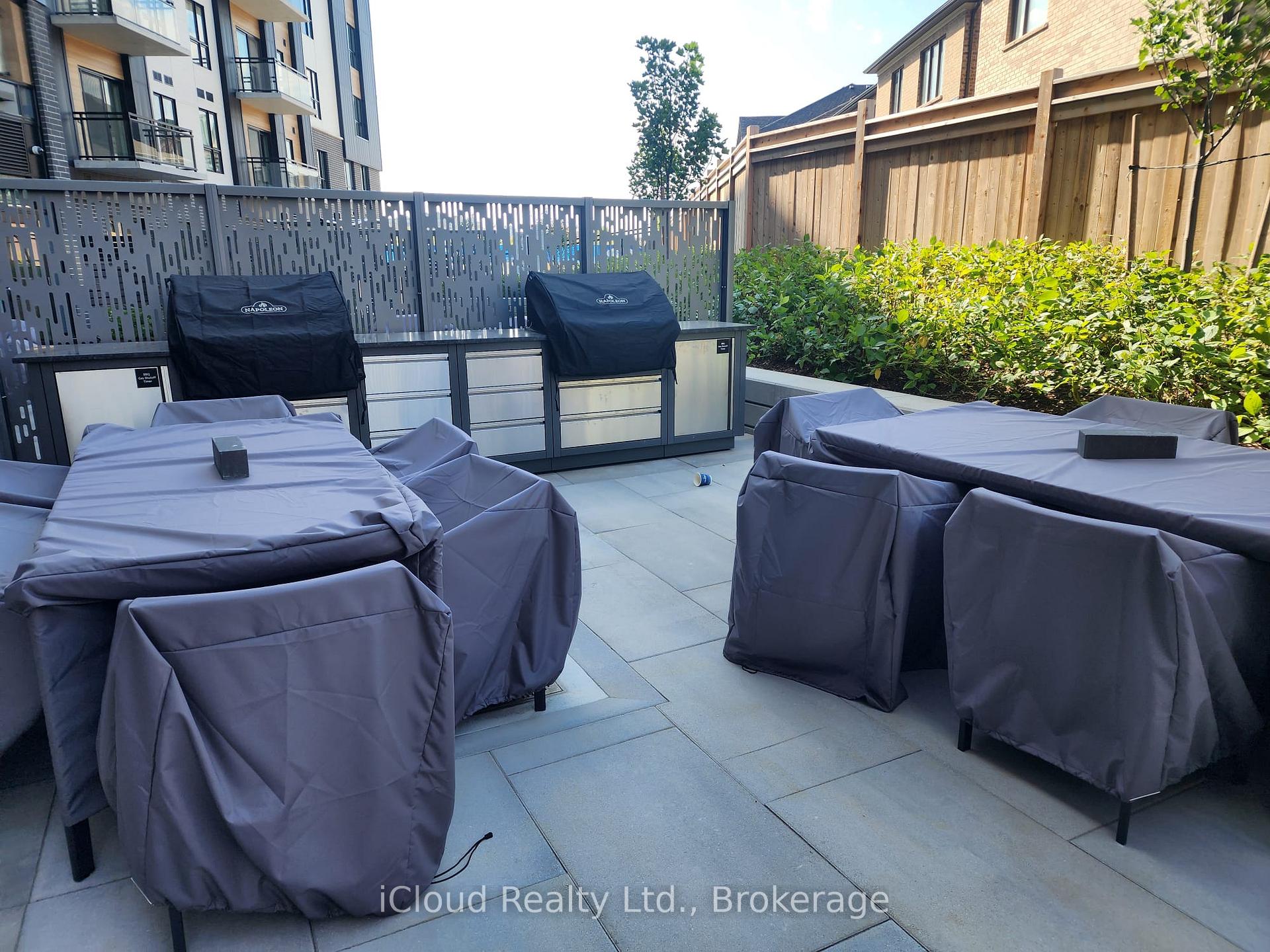 Photo 15 of Unit 407, 3008 Willam Cutmore Boulevard, Oakville, Joshua Meadows — HOMEH