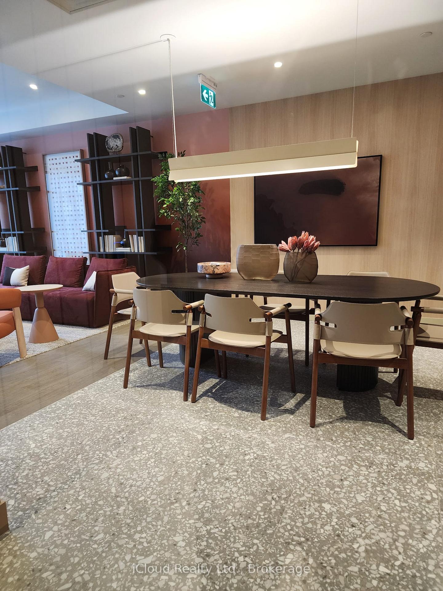 Photo 24 of Unit 407, 3008 Willam Cutmore Boulevard, Oakville, Joshua Meadows — HOMEH
