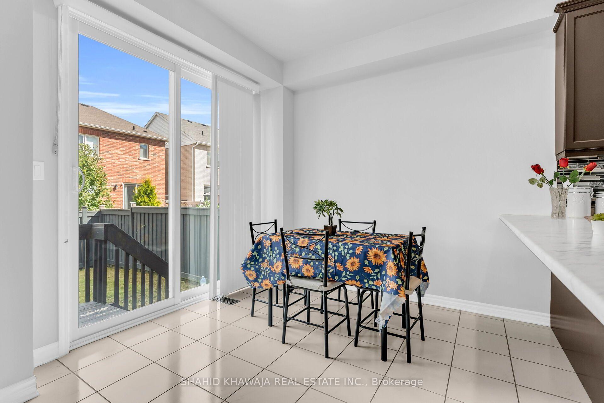 Photo 11 of 1169 Biason Circle, Milton, Willmott — HOMEH