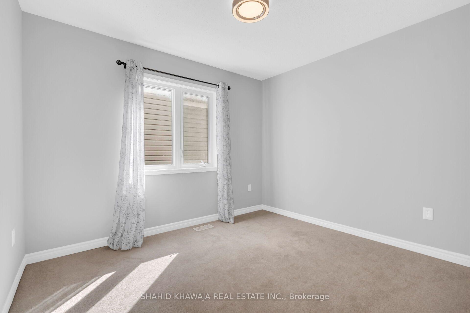 Photo 23 of 1169 Biason Circle, Milton, Willmott — HOMEH