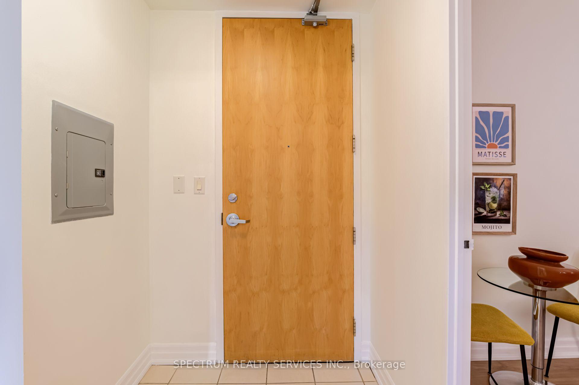 Photo 13 of 70 Alexander Street, Toronto, Church-Yonge Corridor — HOMEH