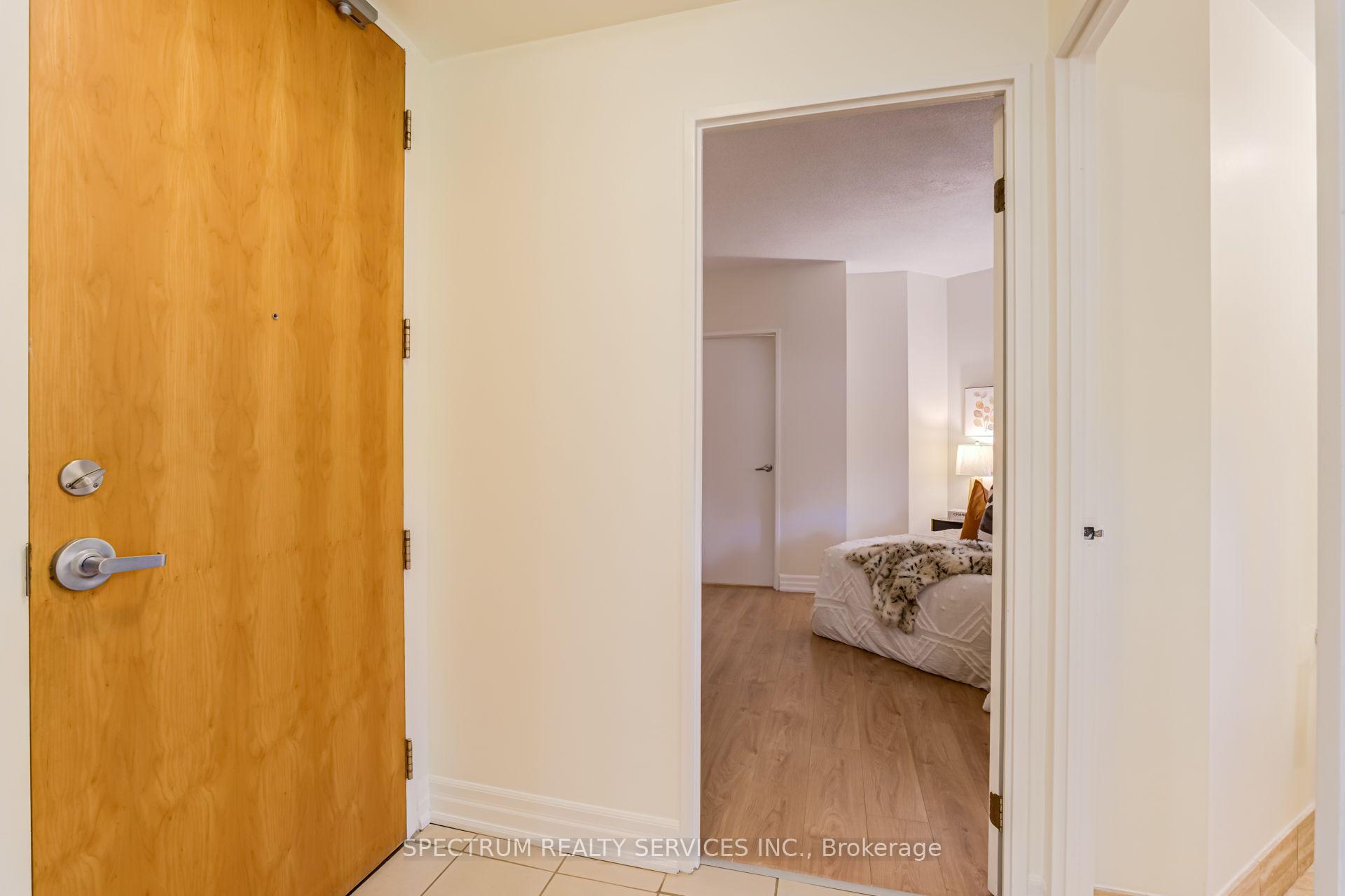 Photo 14 of 70 Alexander Street, Toronto, Church-Yonge Corridor — HOMEH