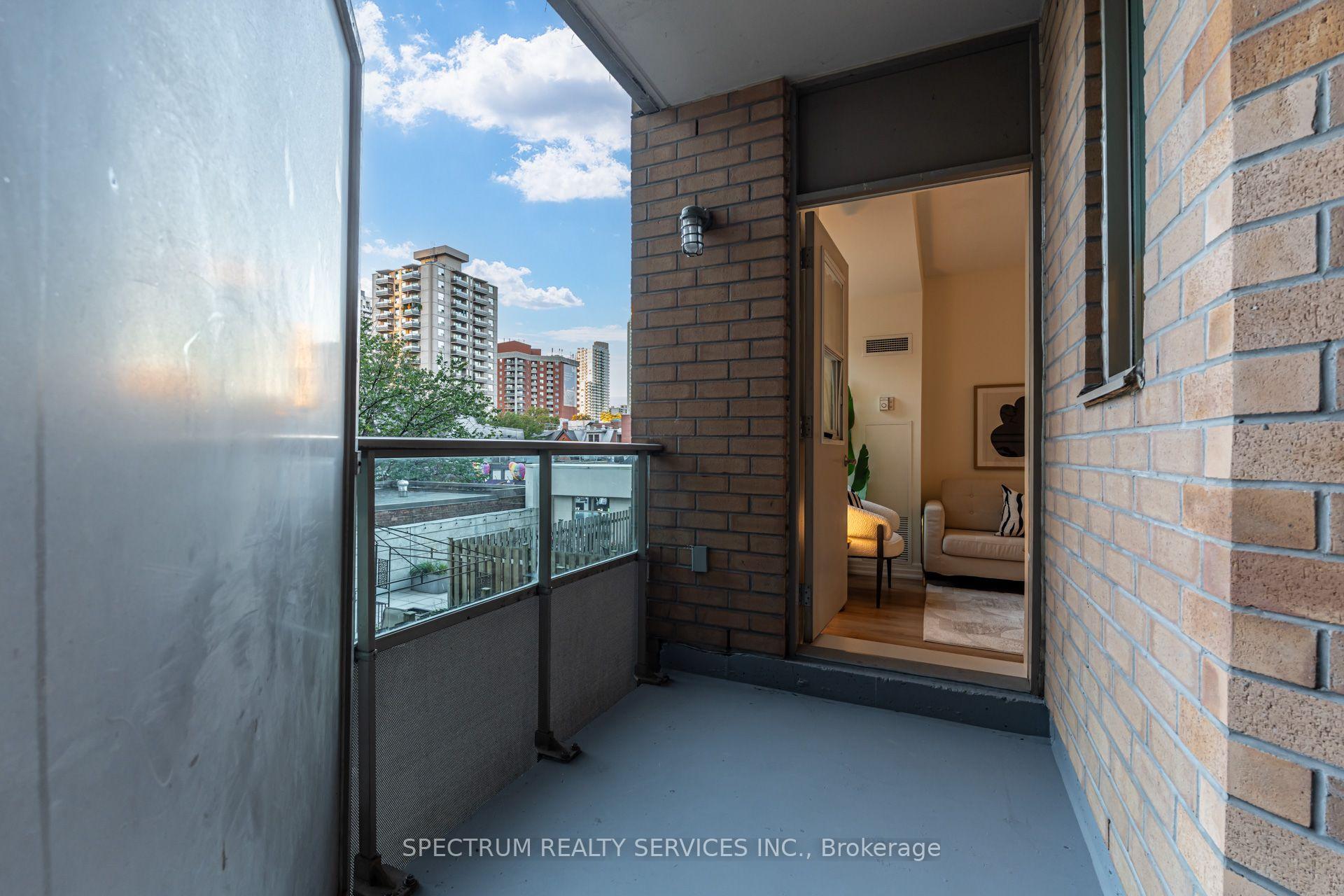 Photo 18 of 70 Alexander Street, Toronto, Church-Yonge Corridor — HOMEH