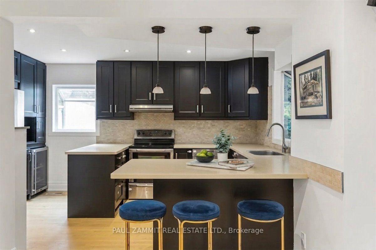 Photo 15 of 50 Breckonwood Crescent, Markham, Aileen-Willowbrook — HOMEH