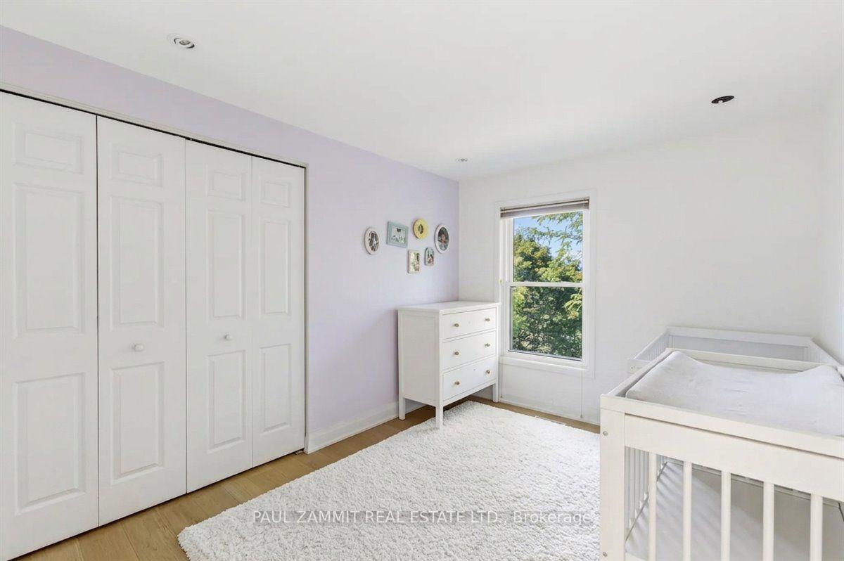 Photo 23 of 50 Breckonwood Crescent, Markham, Aileen-Willowbrook — HOMEH