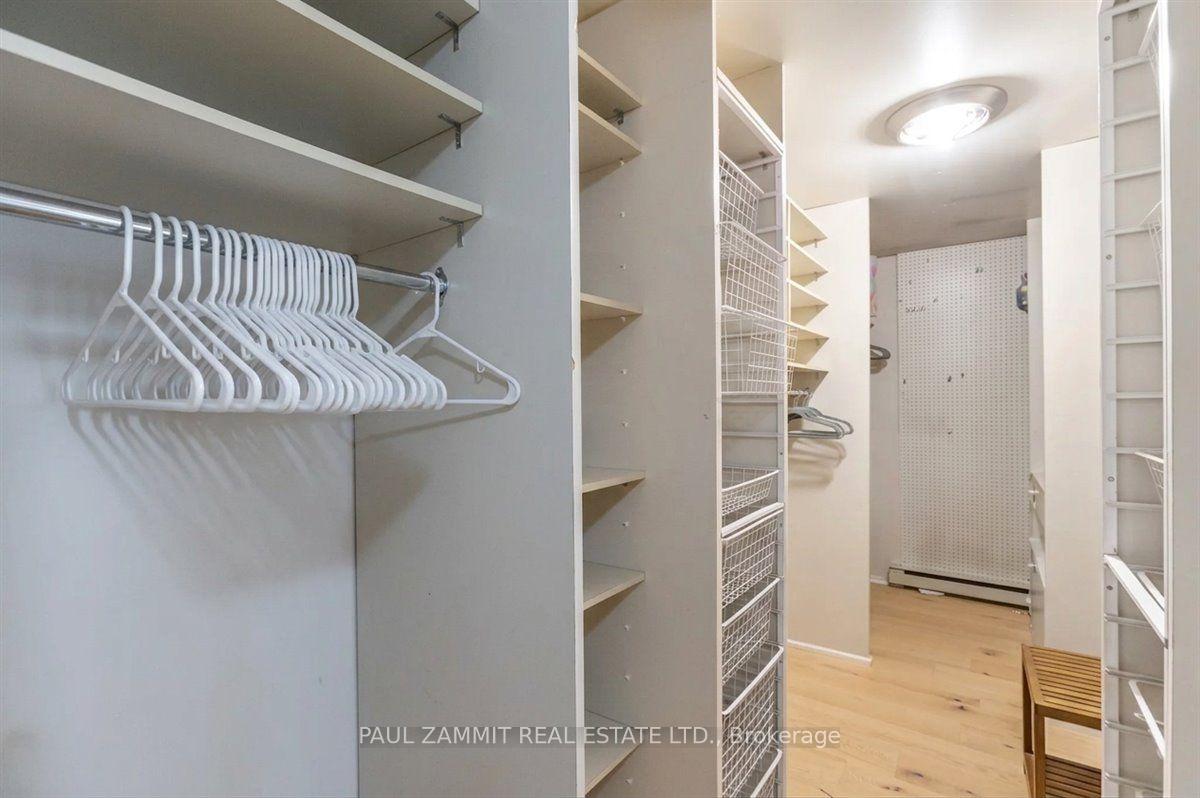 Photo 26 of 50 Breckonwood Crescent, Markham, Aileen-Willowbrook — HOMEH