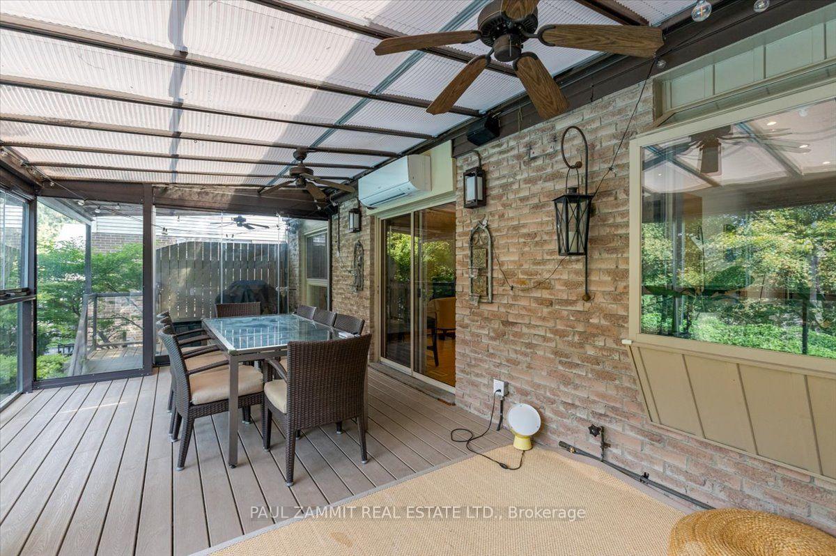 Photo 30 of 50 Breckonwood Crescent, Markham, Aileen-Willowbrook — HOMEH