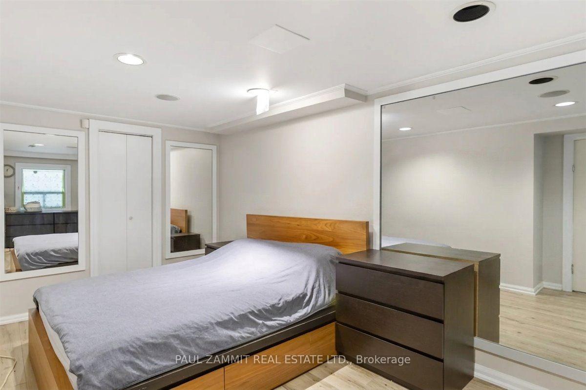 Photo 37 of 50 Breckonwood Crescent, Markham, Aileen-Willowbrook — HOMEH