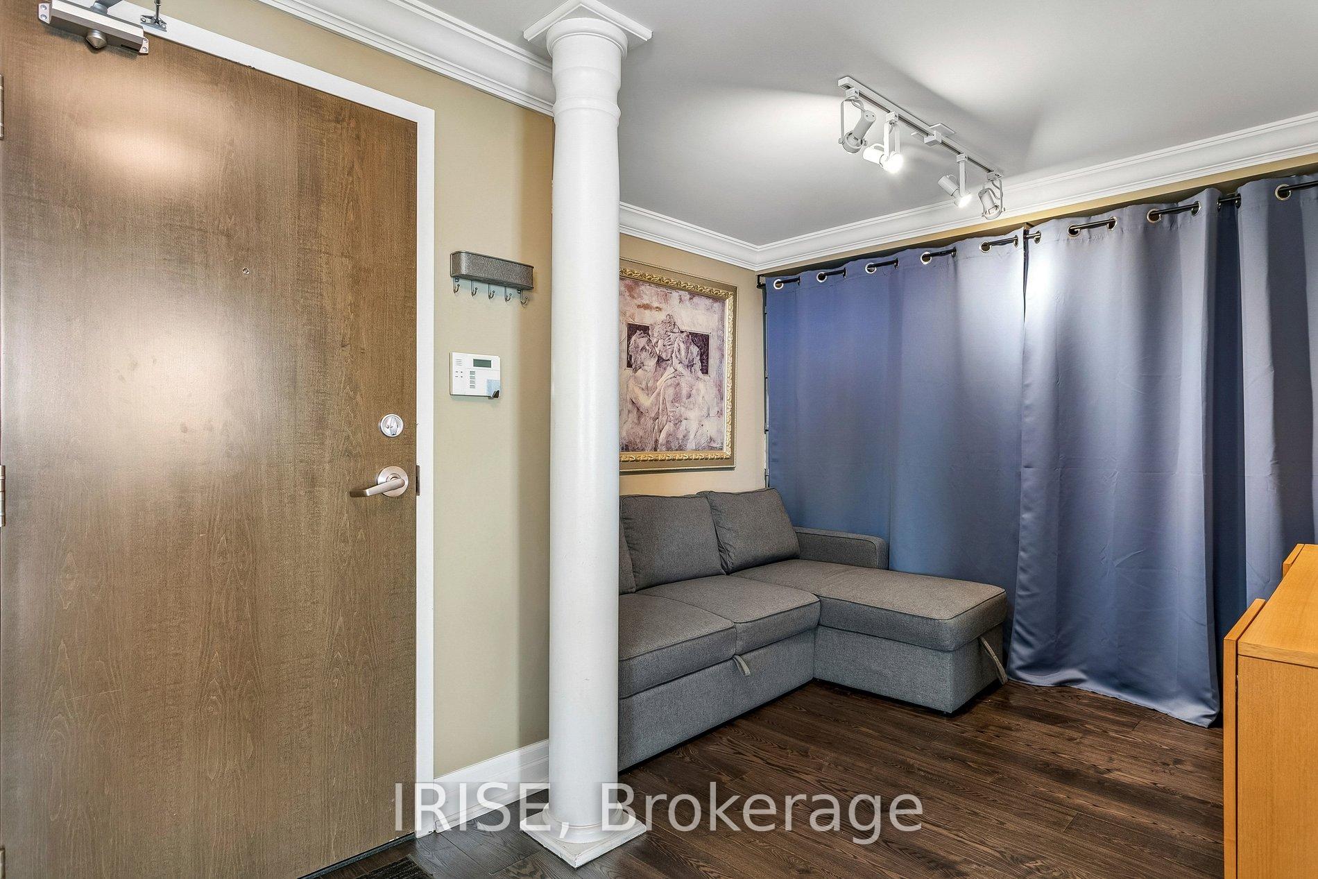 Photo 14 of Unit PH01, 9 George Street, Brampton, Downtown Brampton — HOMEH