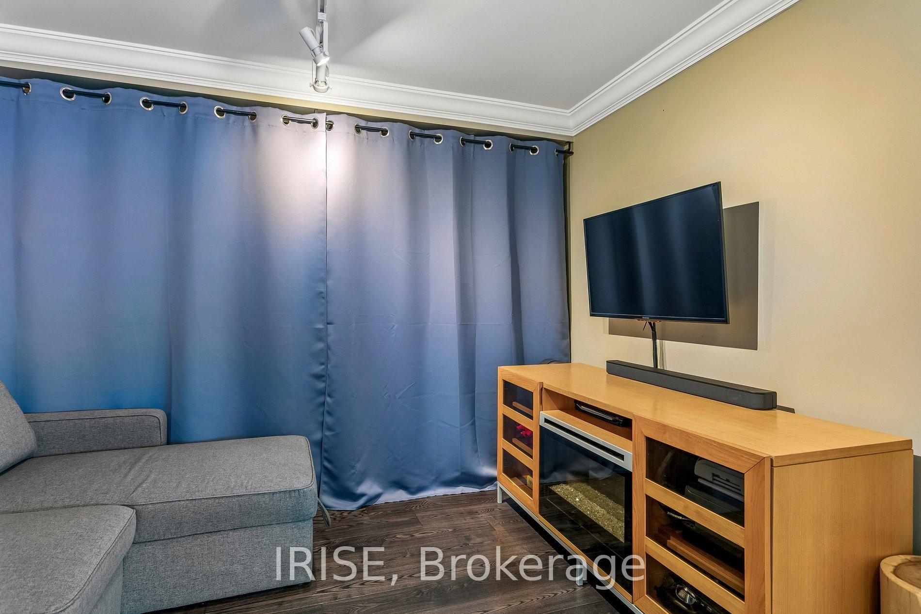Photo 15 of Unit PH01, 9 George Street, Brampton, Downtown Brampton — HOMEH