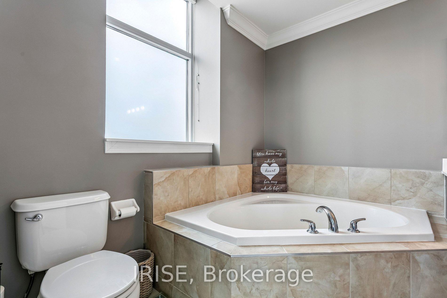 Photo 21 of Unit PH01, 9 George Street, Brampton, Downtown Brampton — HOMEH