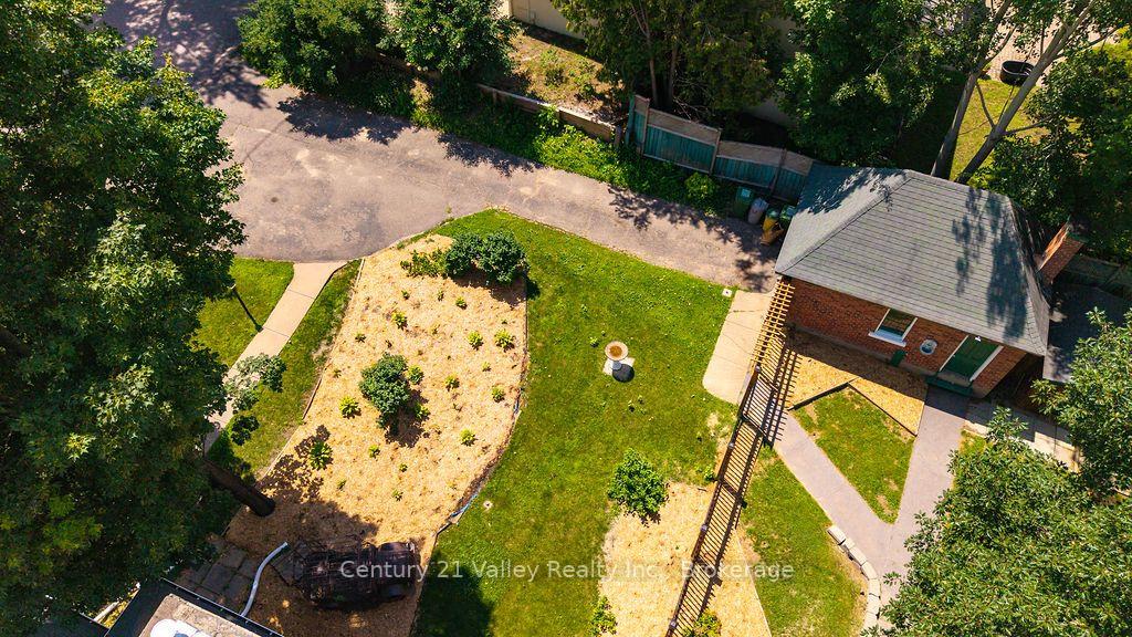 Photo 10 of 311 Supple Street, Pembroke, Pembroke — HOMEH