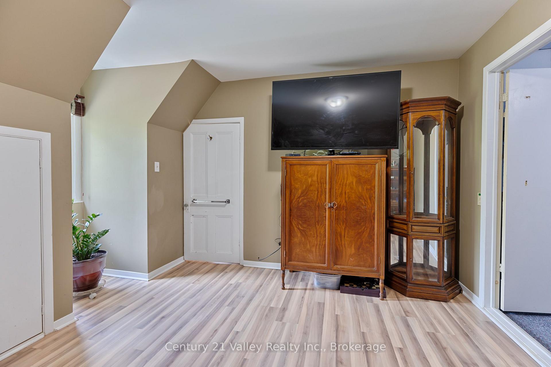Photo 38 of 311 Supple Street, Pembroke, Pembroke — HOMEH