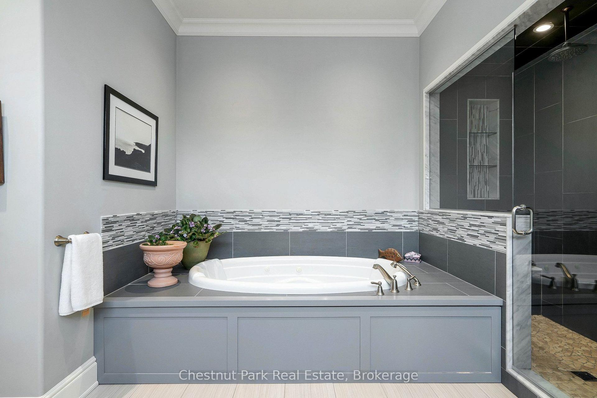 Photo 27 of 114 Grand Cypress Lane, Blue Mountains — HOMEH