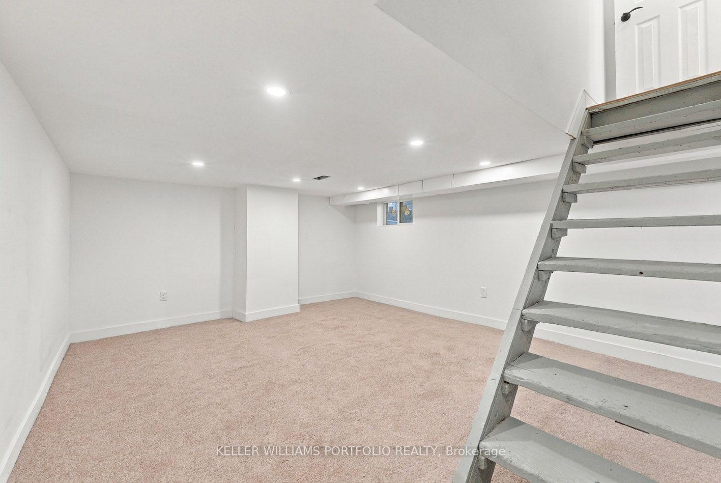 Photo 24 of 179 Oakcrest Avenue, Toronto, East End-Danforth — HOMEH