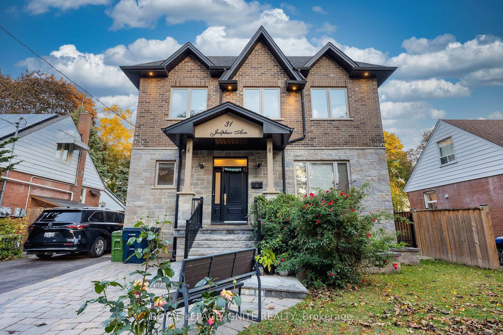 Photo 5 of 31 Jodphur Avenue, North York, Humberlea-Pelmo Park — HOMEH