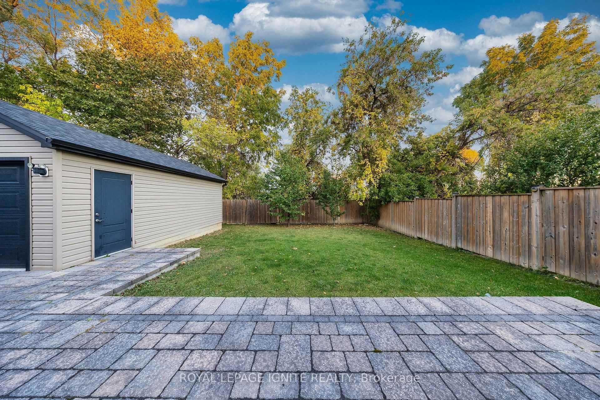 Photo 8 of 31 Jodphur Avenue, North York, Humberlea-Pelmo Park — HOMEH