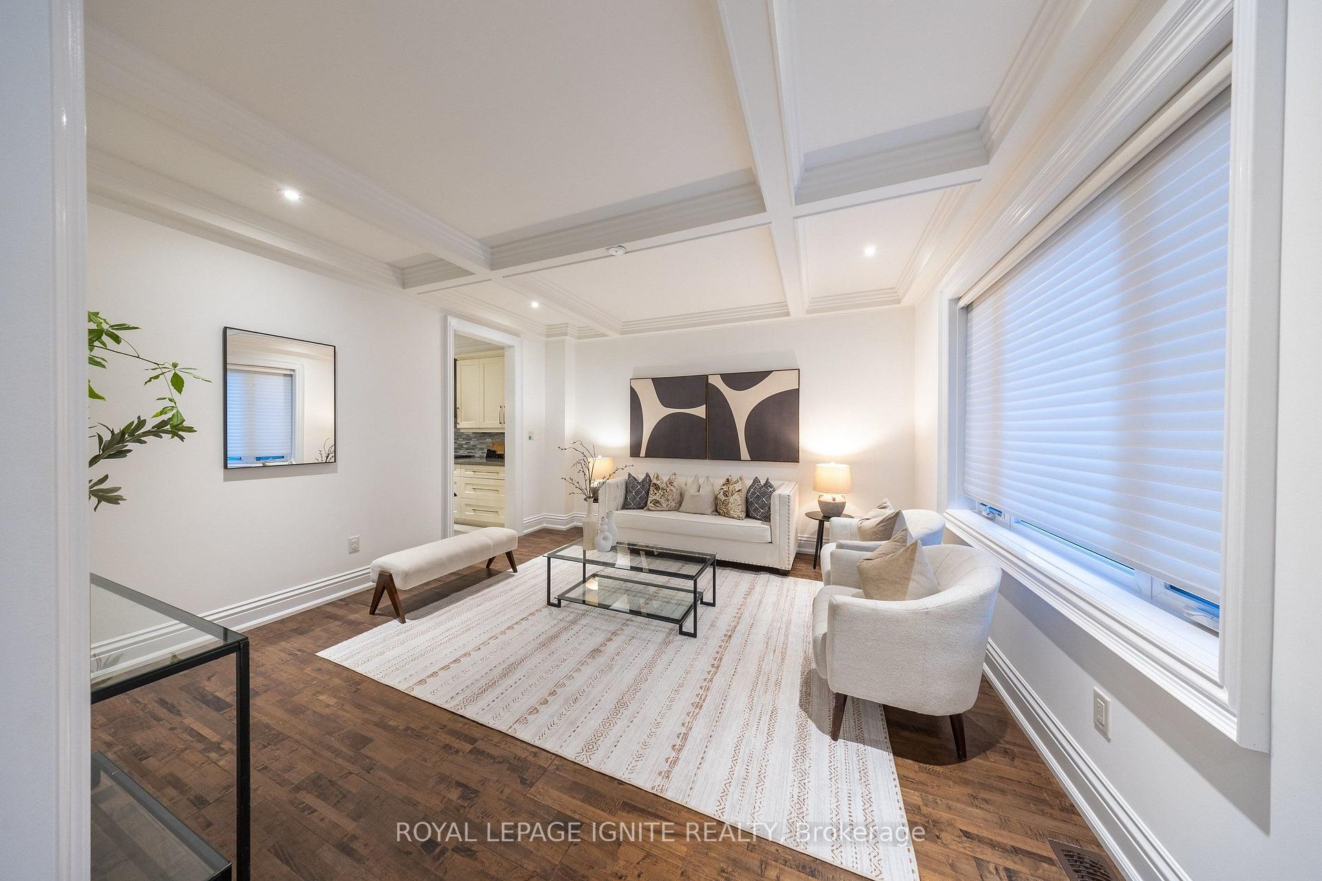 Photo 13 of 31 Jodphur Avenue, North York, Humberlea-Pelmo Park — HOMEH