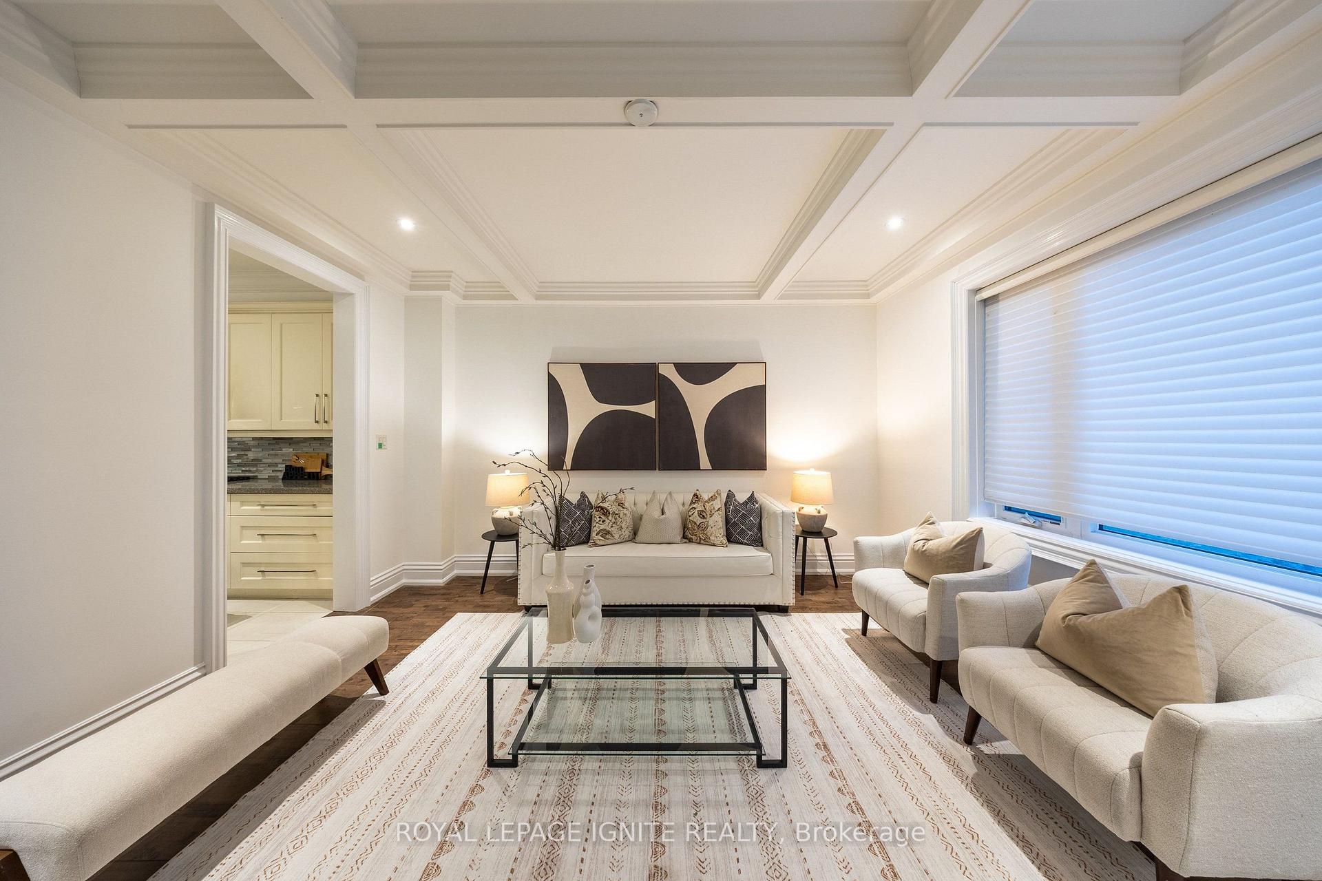 Photo 14 of 31 Jodphur Avenue, North York, Humberlea-Pelmo Park — HOMEH