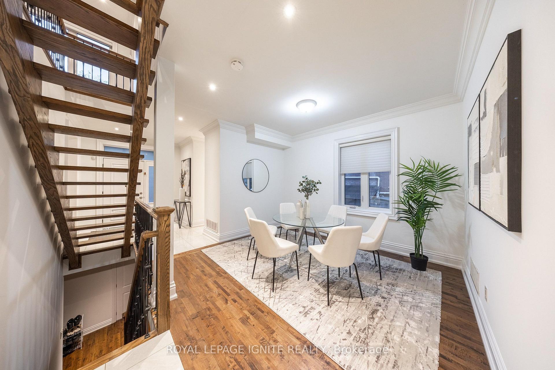 Photo 18 of 31 Jodphur Avenue, North York, Humberlea-Pelmo Park — HOMEH