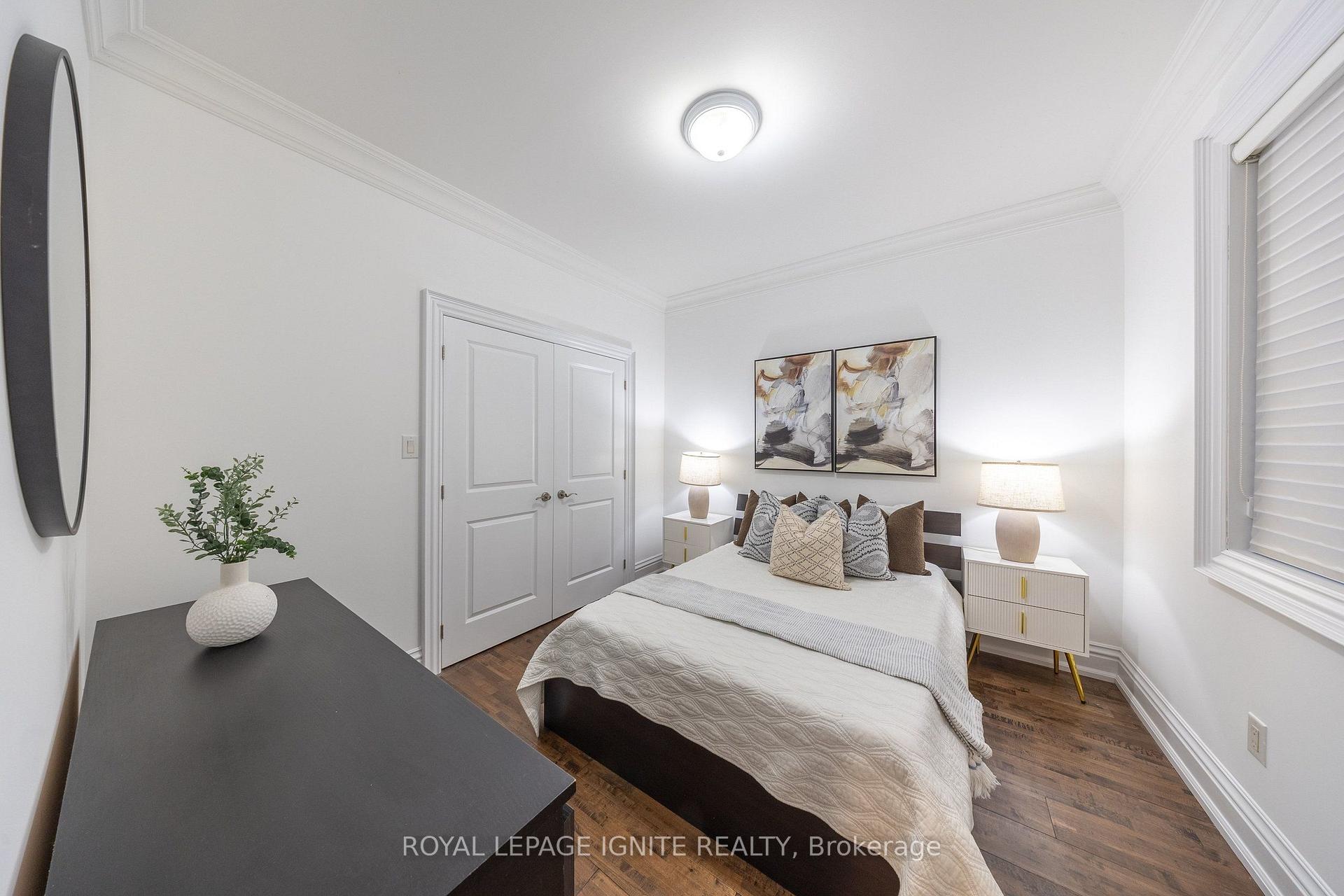 Photo 33 of 31 Jodphur Avenue, North York, Humberlea-Pelmo Park — HOMEH