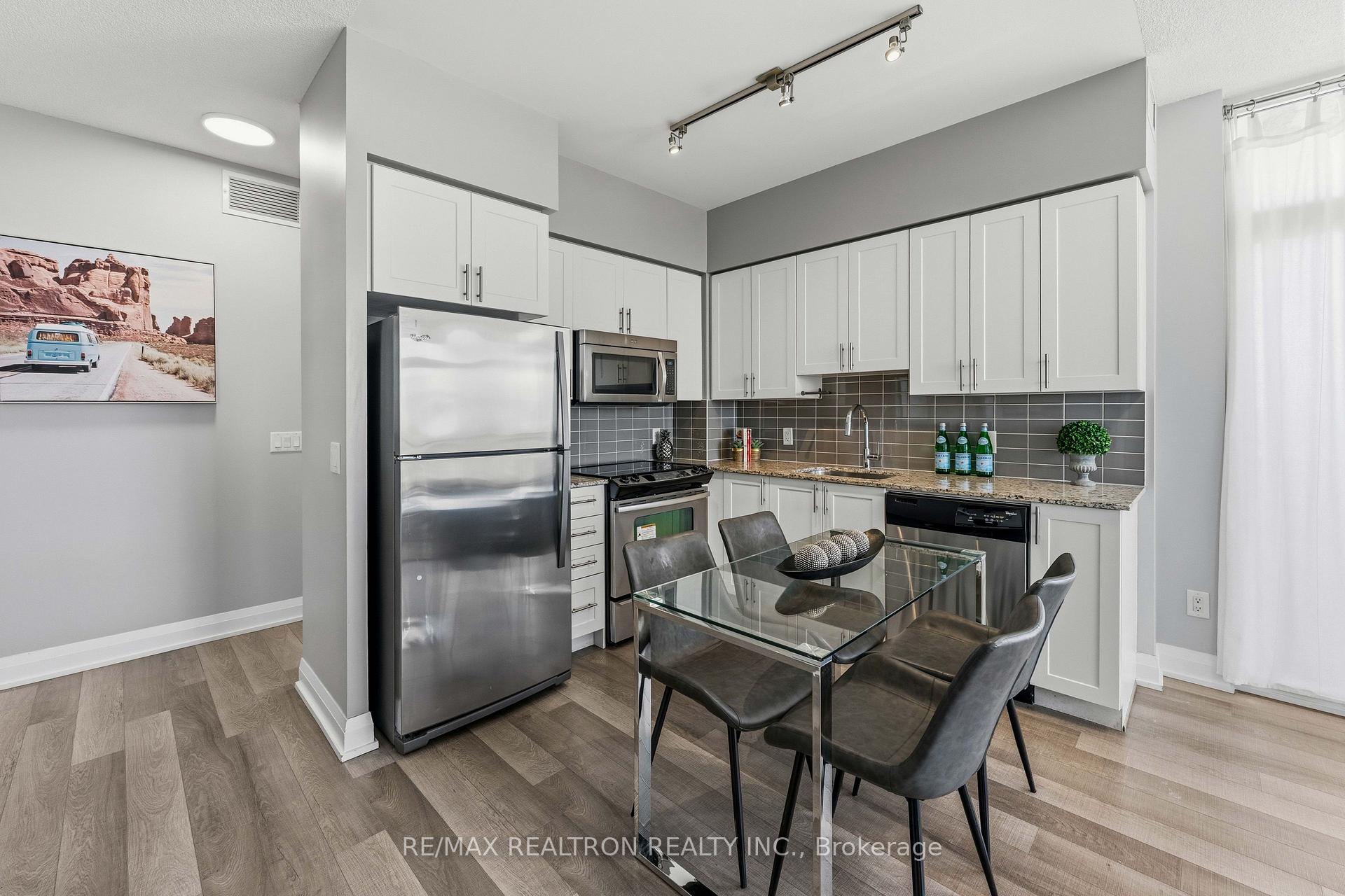 Photo 9 of Unit 1205, 85 North Park Road, Vaughan, Beverley Glen — HOMEH