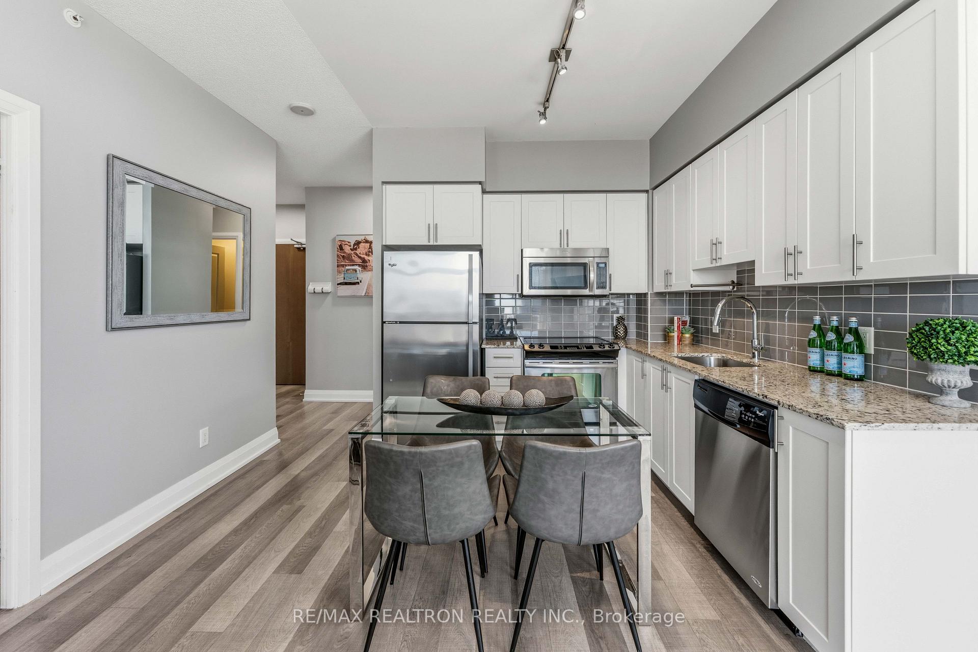 Photo 10 of Unit 1205, 85 North Park Road, Vaughan, Beverley Glen — HOMEH