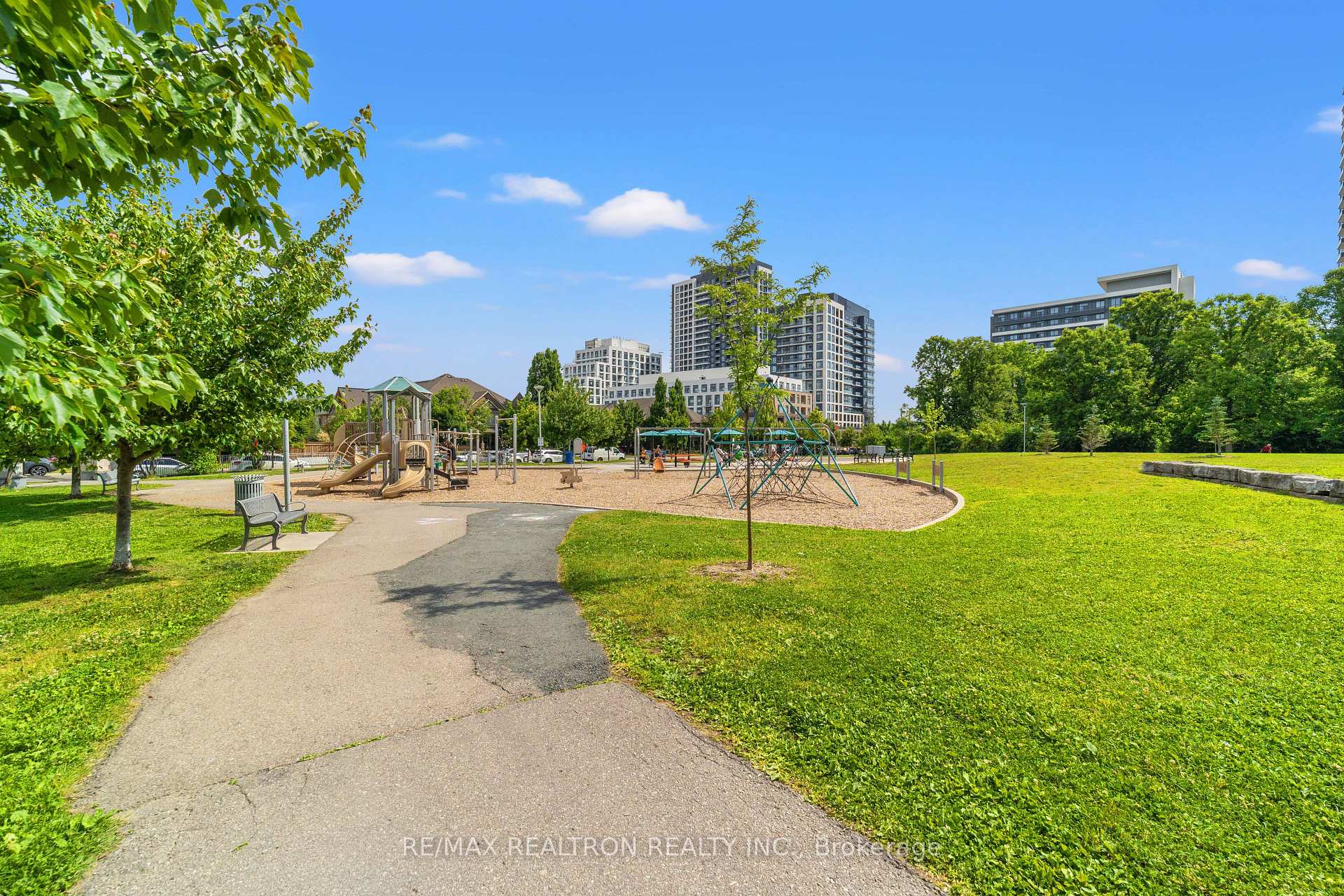 Photo 33 of Unit 1205, 85 North Park Road, Vaughan, Beverley Glen — HOMEH
