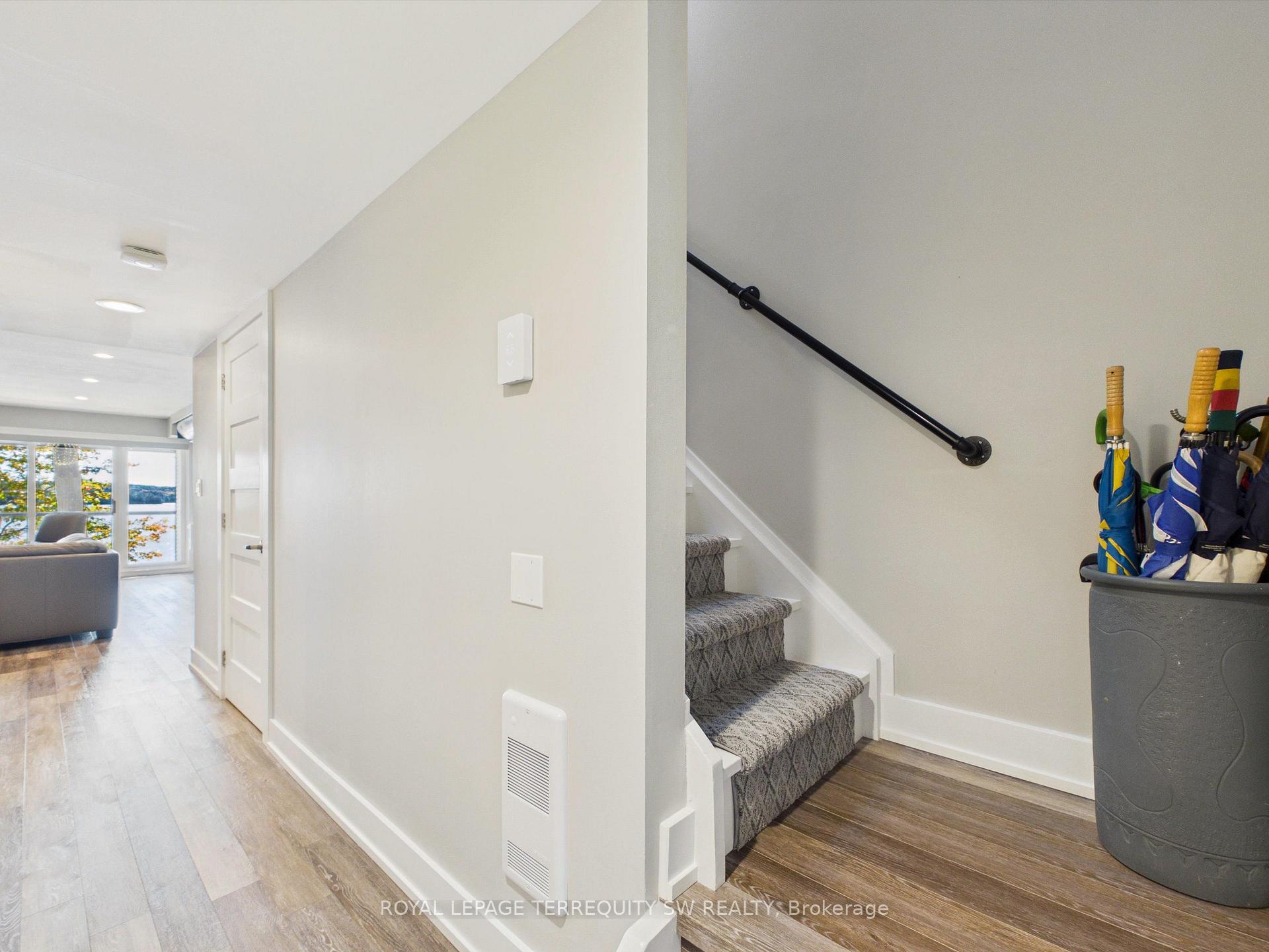 Photo 3 of Unit 210, 10 Coveside Drive, Huntsville, Chaffey — HOMEH
