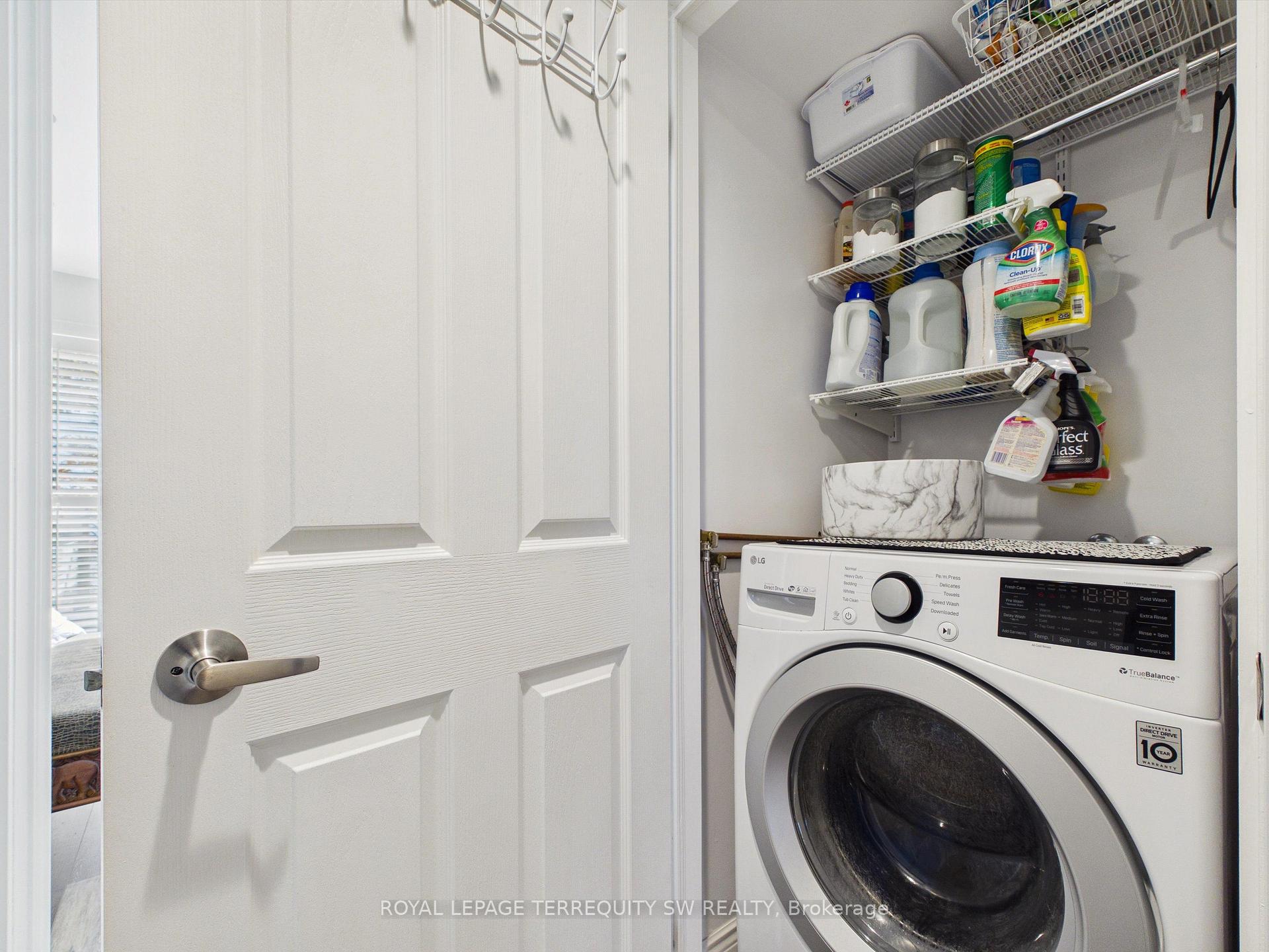Photo 31 of Unit 210, 10 Coveside Drive, Huntsville, Chaffey — HOMEH
