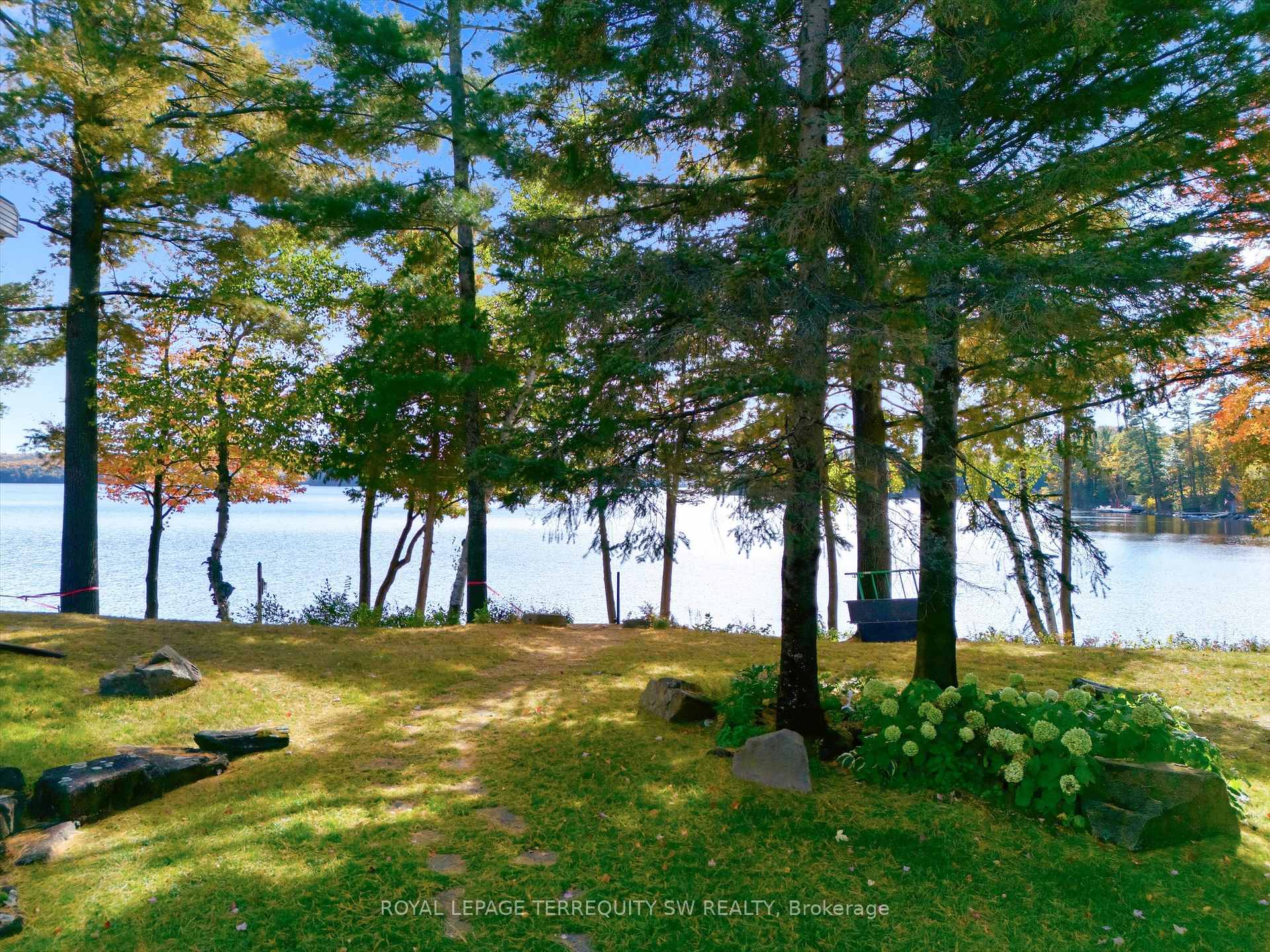 Photo 38 of Unit 210, 10 Coveside Drive, Huntsville, Chaffey — HOMEH