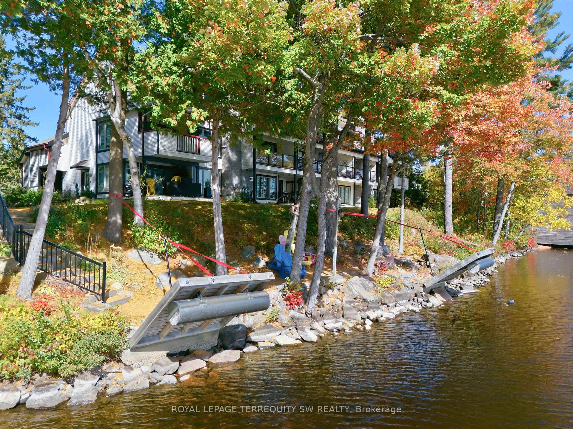 Photo 40 of Unit 210, 10 Coveside Drive, Huntsville, Chaffey — HOMEH