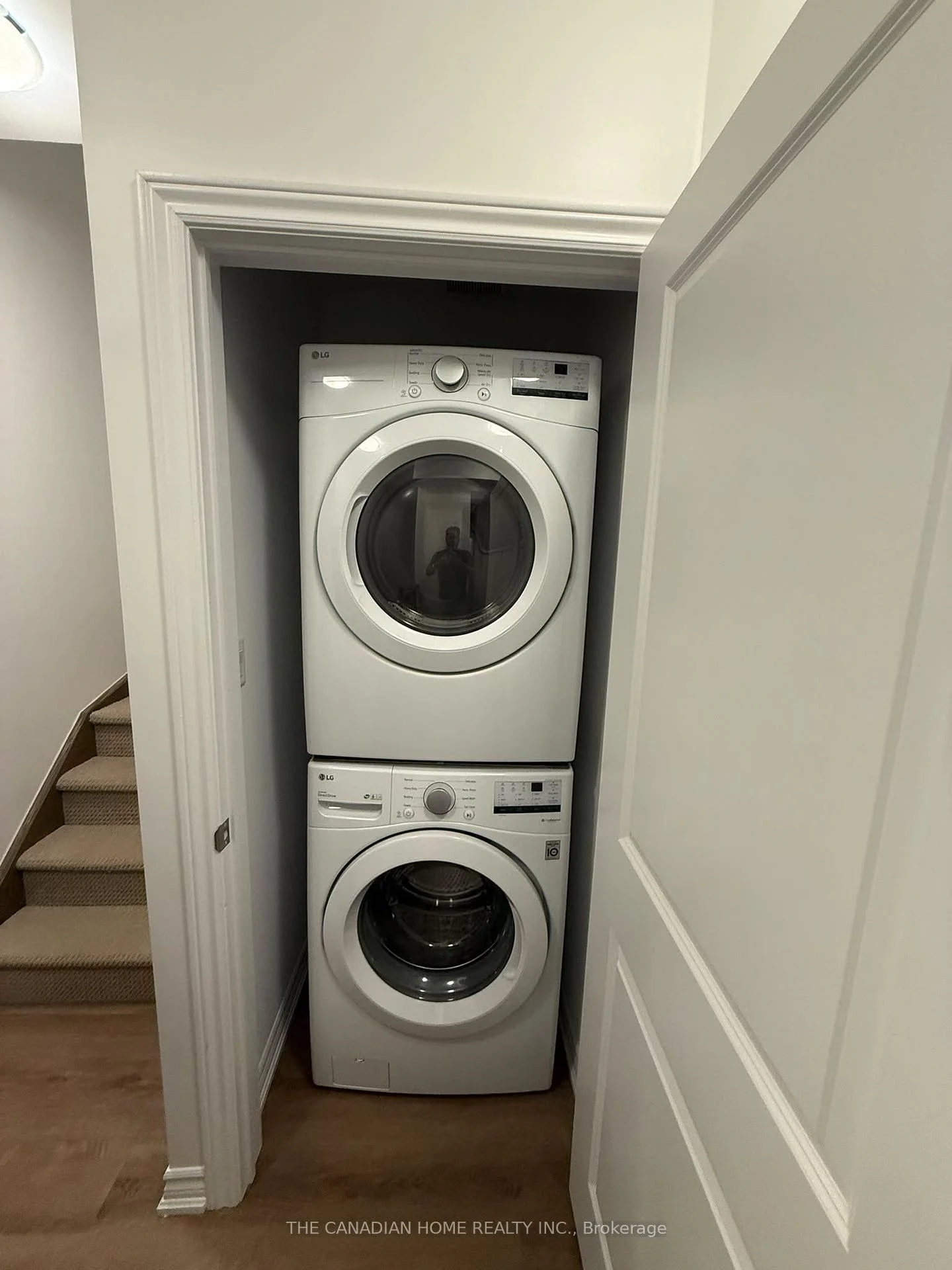 Photo 6 of Unit 117, 461 Blackburn Drive, Brantford, Empire South — HOMEH