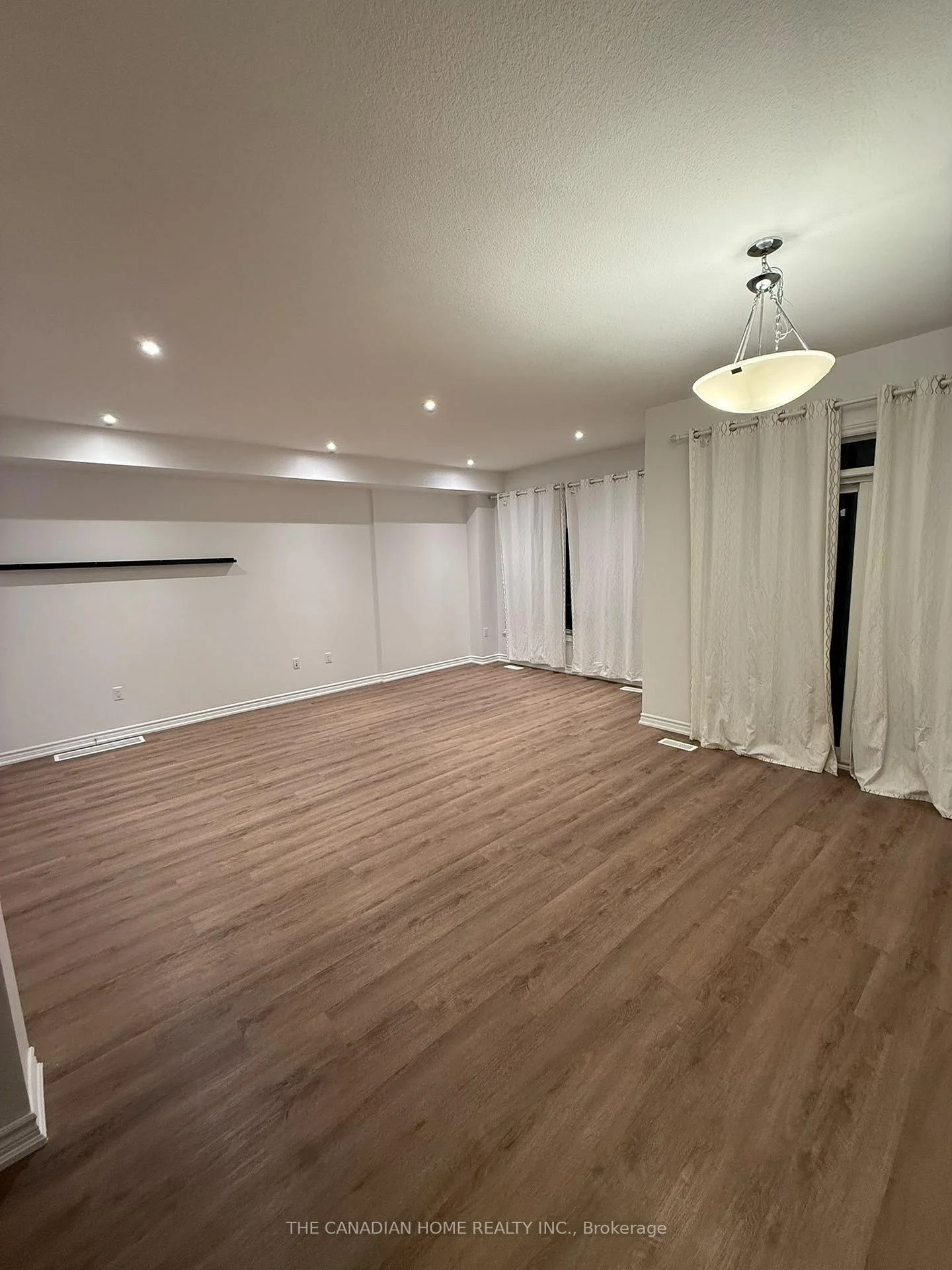 Photo 12 of Unit 117, 461 Blackburn Drive, Brantford, Empire South — HOMEH