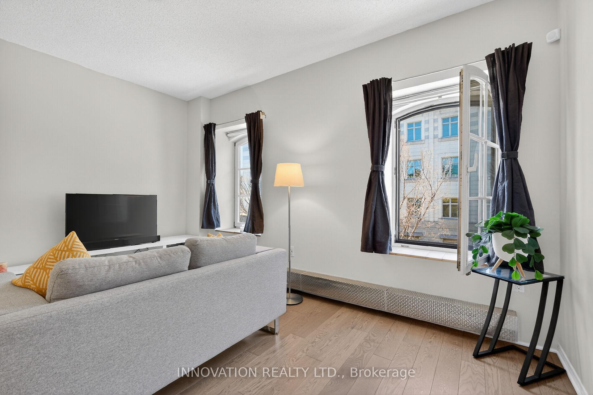 Photo 6 of Unit 4, 10 Clarence Street, Ottawa, Lower Town/Byward Market — HOMEH