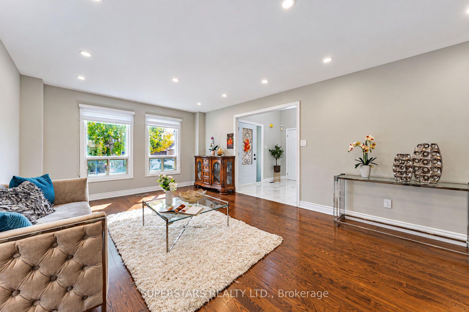 Photo 9 of 91 Forbes Crescent, Markham, Milliken Mills East — HOMEH