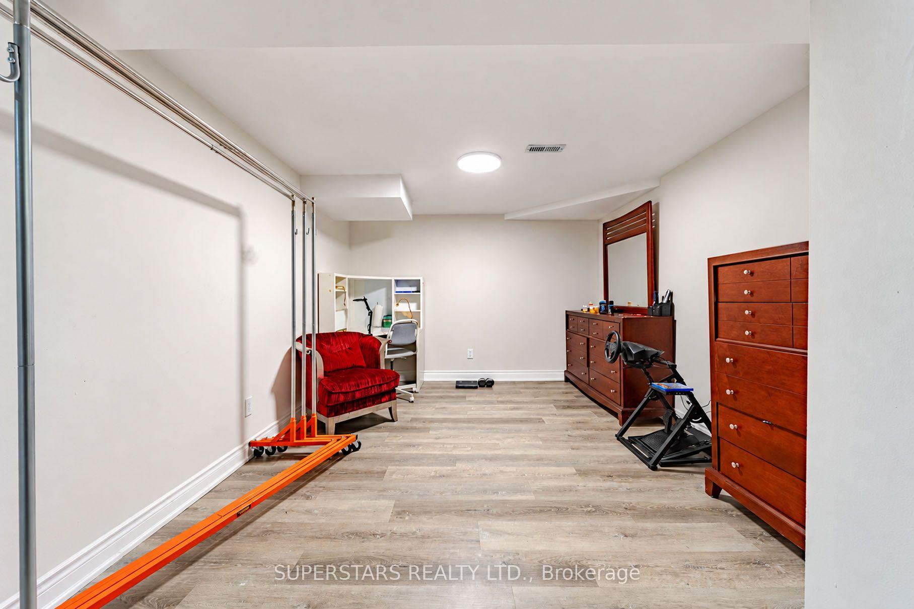 Photo 38 of 91 Forbes Crescent, Markham, Milliken Mills East — HOMEH