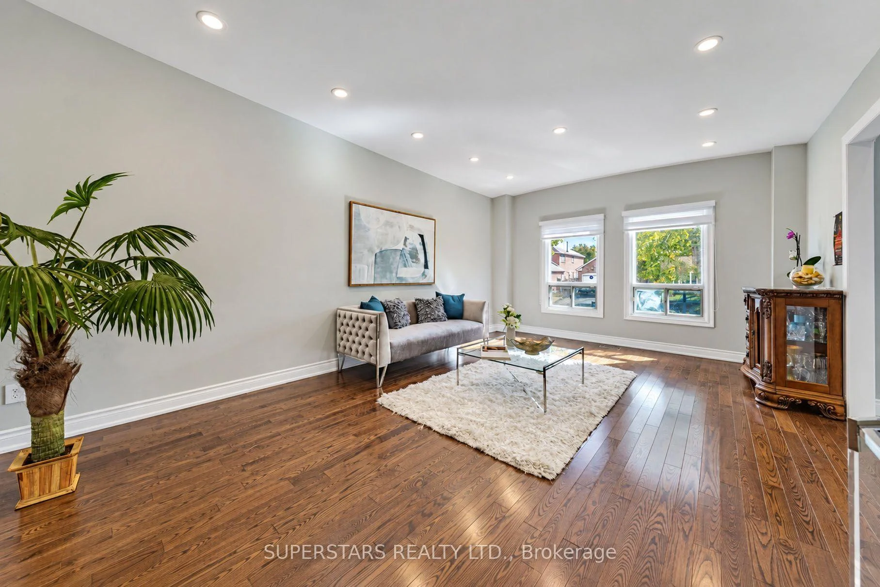 Photo 6 of 91 Forbes Crescent, Markham, Milliken Mills East — HOMEH
