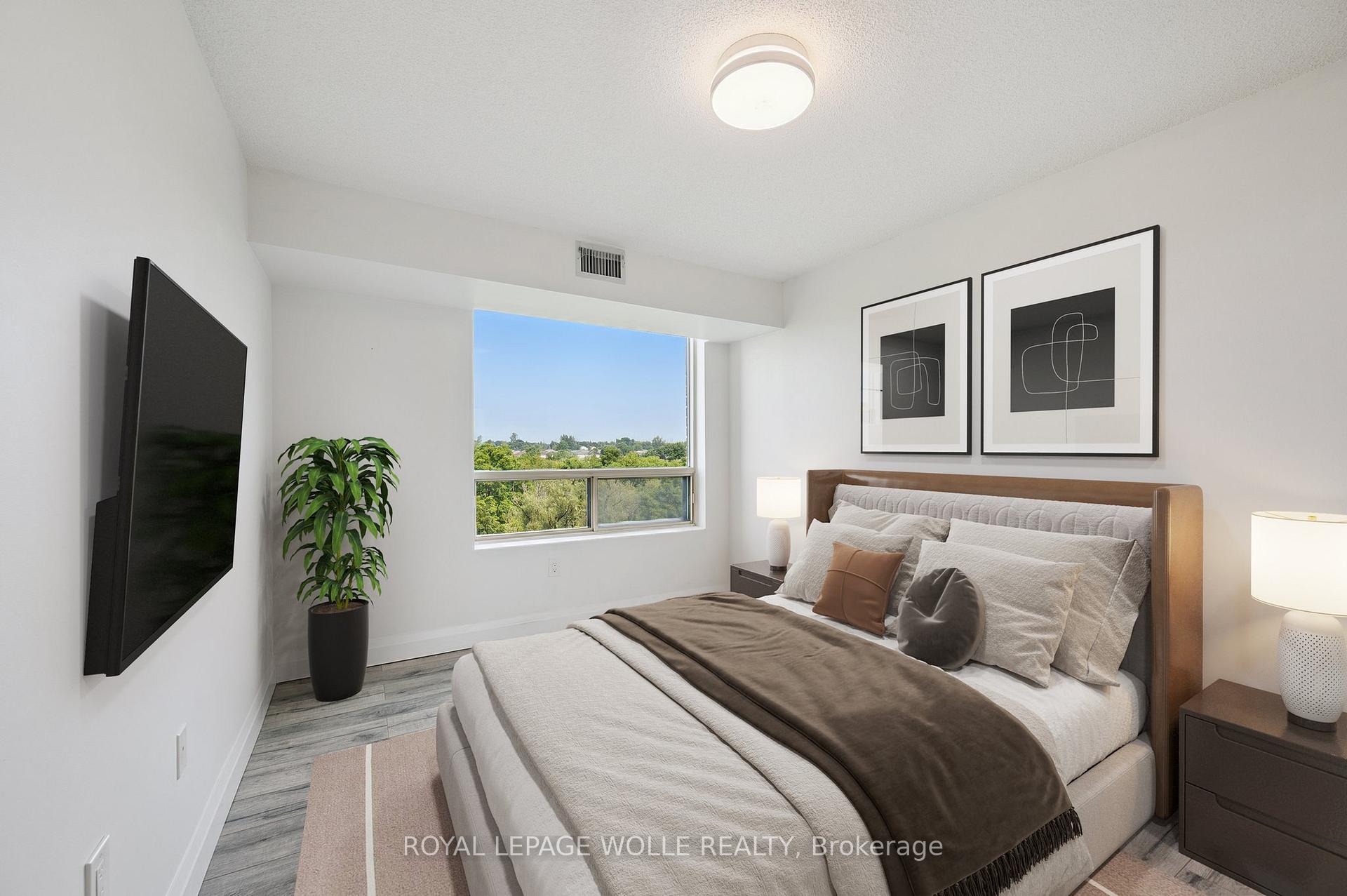 Photo 7 of Unit 706, 55 Blue Springs Drive, Waterloo, Colonial Acres — HOMEH