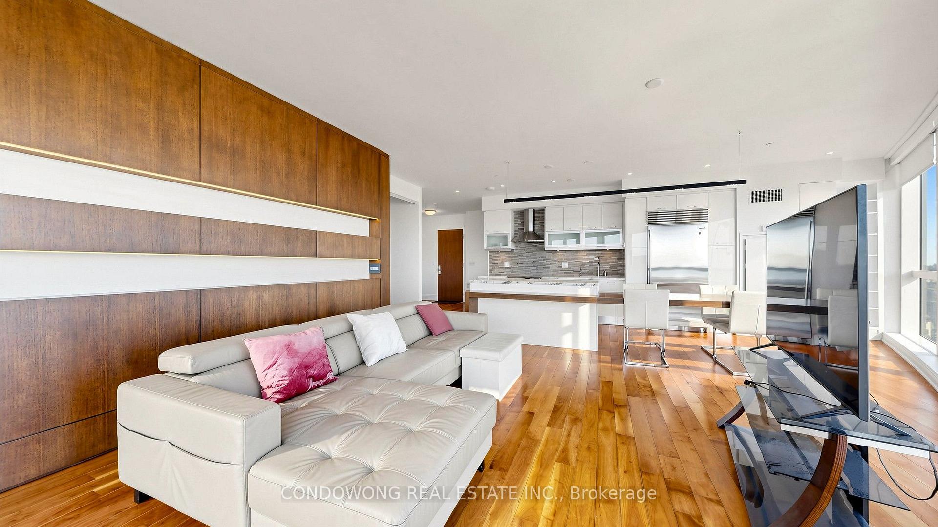 Photo 3 of Unit 7507, 388 Yonge Street, Toronto, Bay Street Corridor — HOMEH