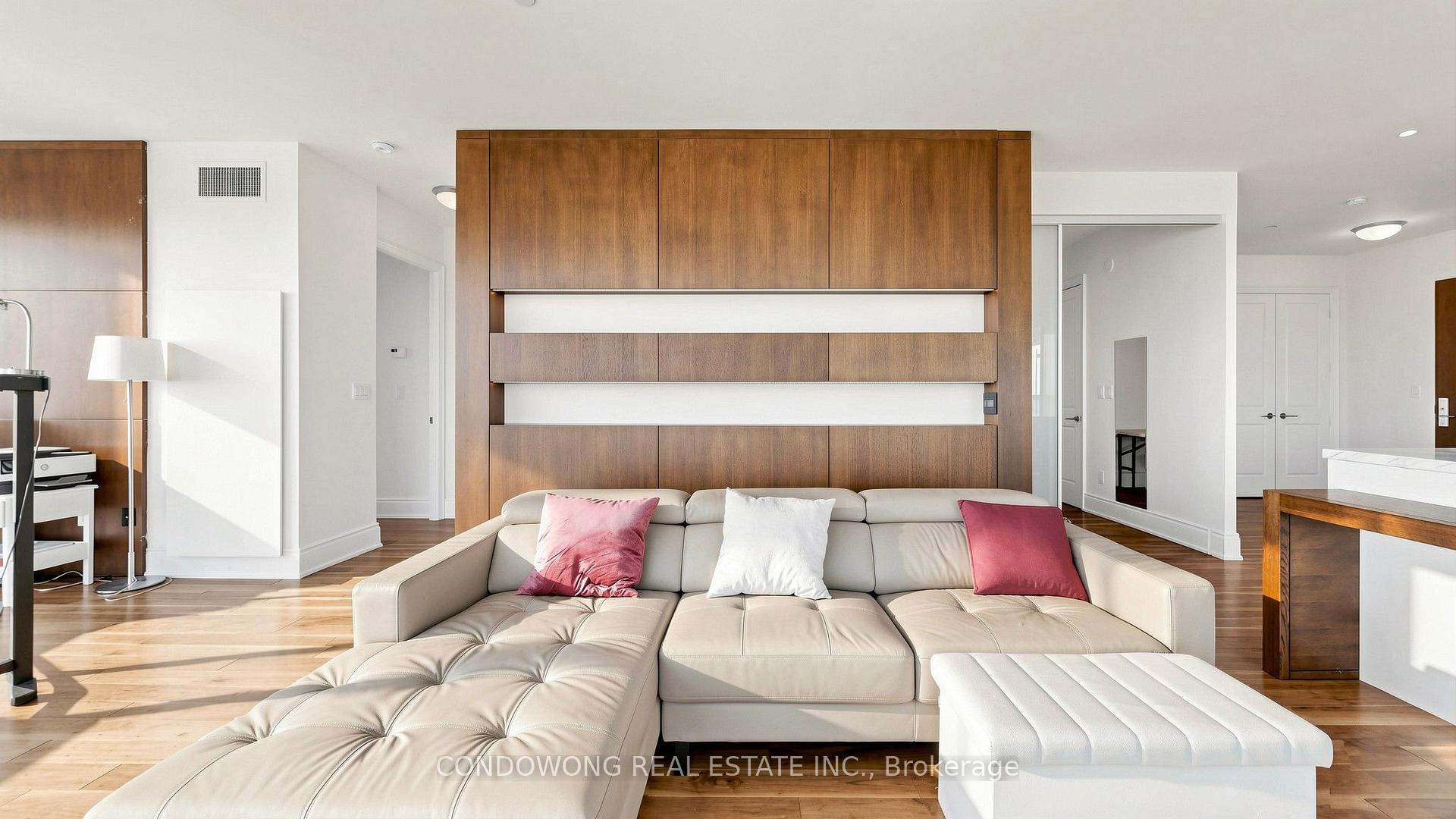 Photo 7 of Unit 7507, 388 Yonge Street, Toronto, Bay Street Corridor — HOMEH