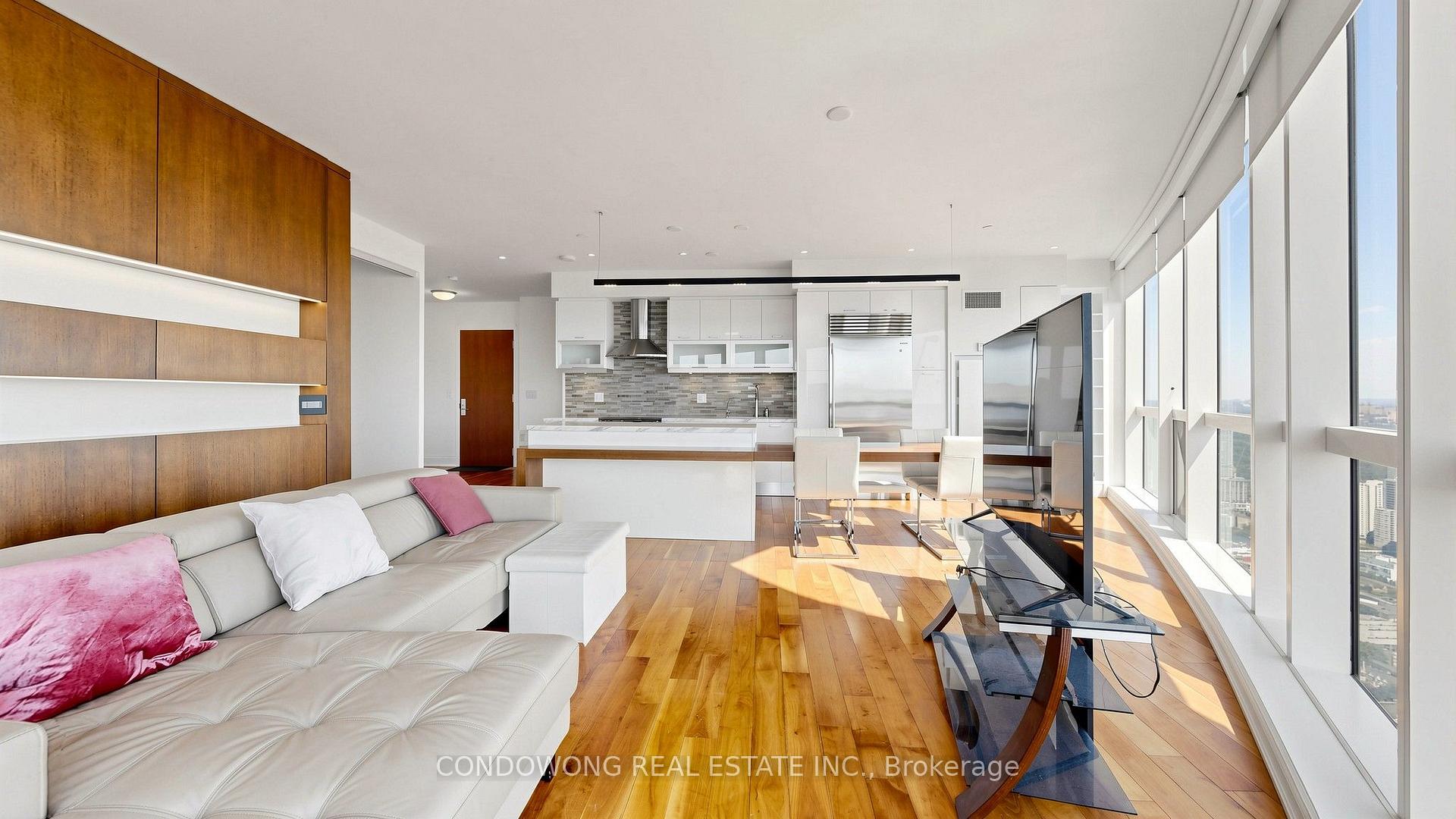 Photo 8 of Unit 7507, 388 Yonge Street, Toronto, Bay Street Corridor — HOMEH