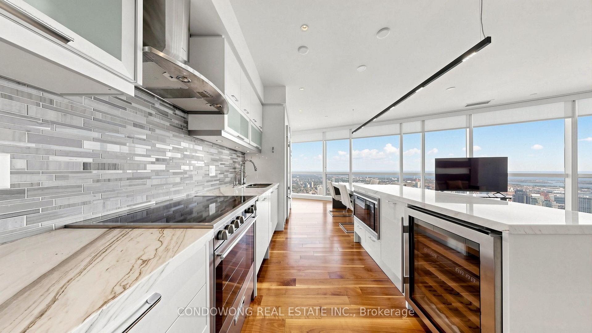 Photo 13 of Unit 7507, 388 Yonge Street, Toronto, Bay Street Corridor — HOMEH